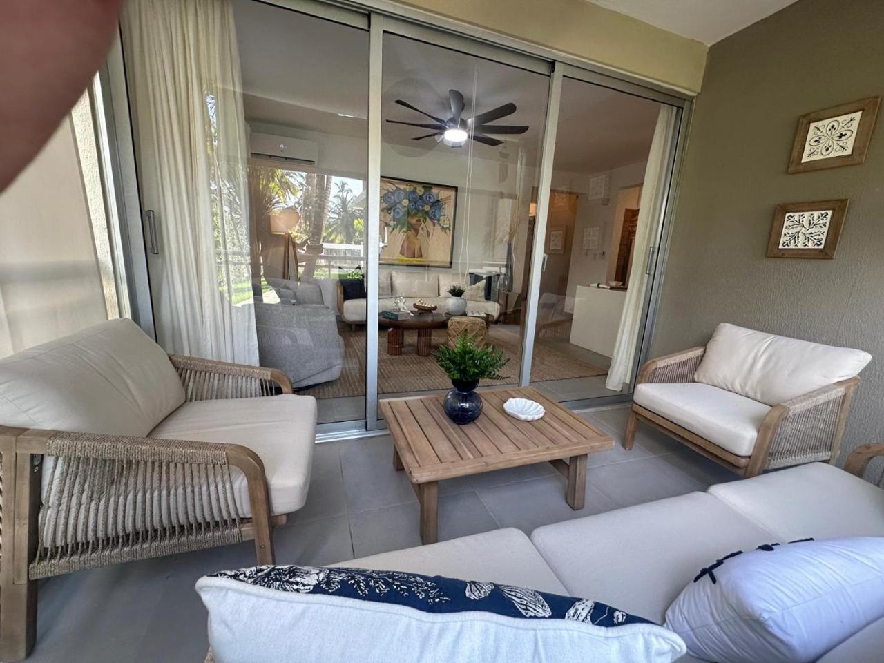 Apartment Luxury 2 Bedroom Apt, 1 Min Walk To Punta Popy Beach, Pool, Ac, Fast Wifi, In Terrenas *