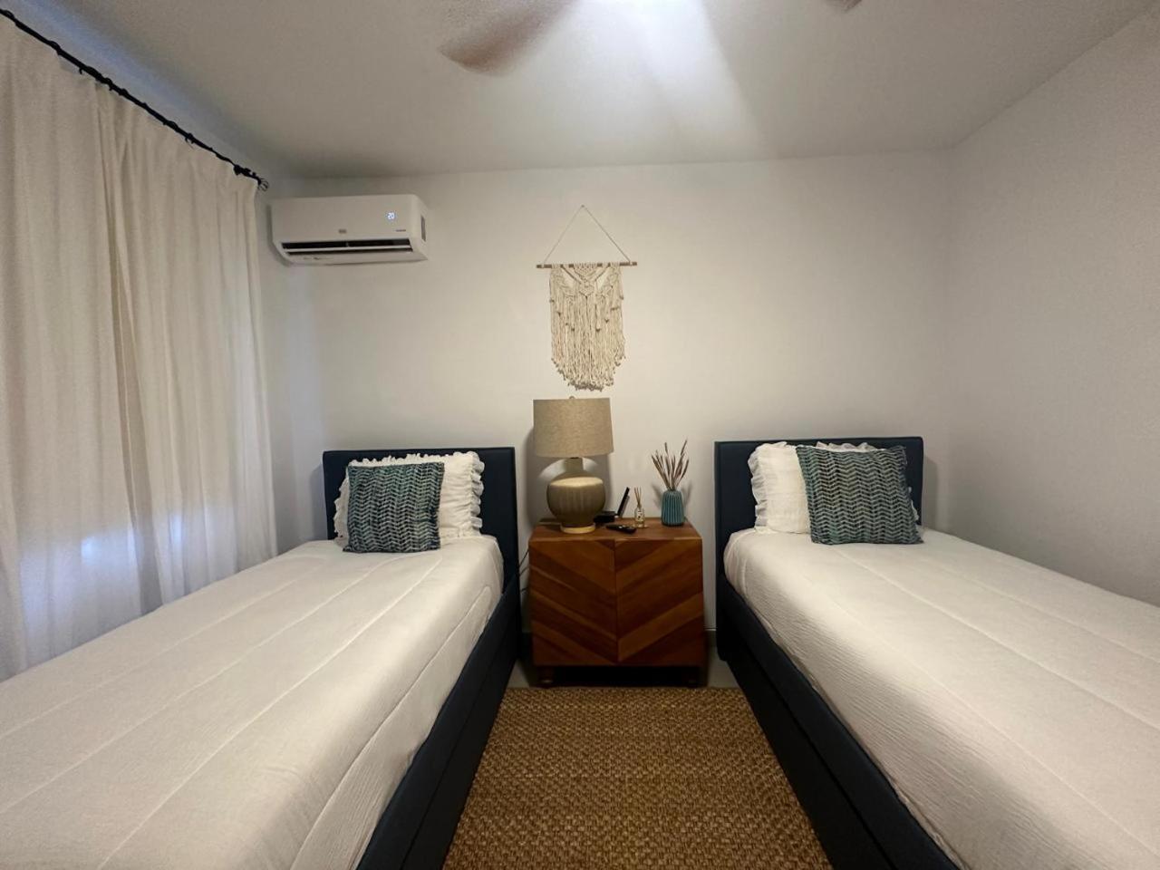 Luxury 2 Bedroom Apt, 1 Min Walk To Punta Popy Beach, Pool, Ac, Fast Wifi, In Terrenas *