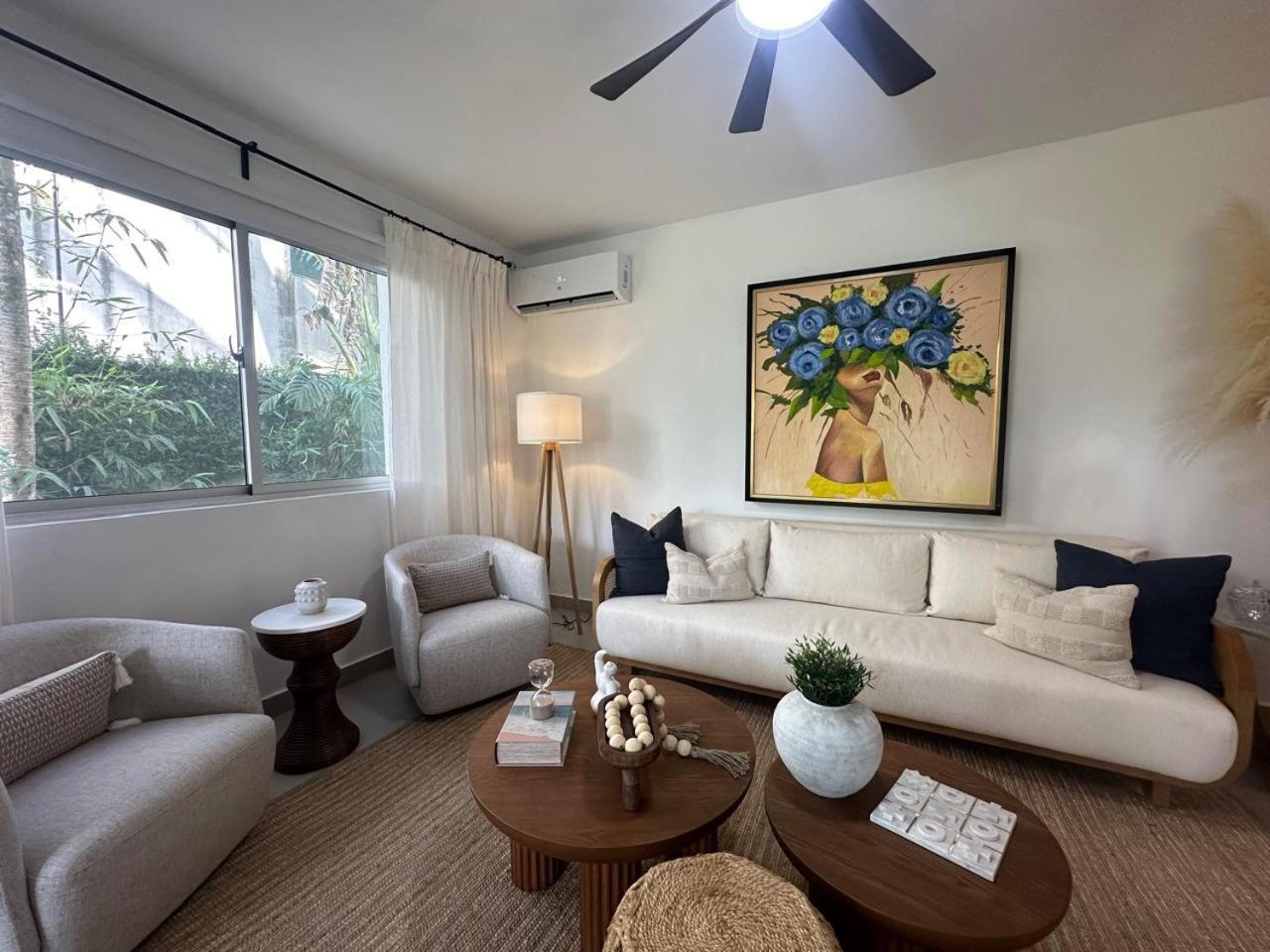 Luxury 2 Bedroom Apt, 1 Min Walk To Punta Popy Beach, Pool, Ac, Fast Wifi, In Terrenas Apartment