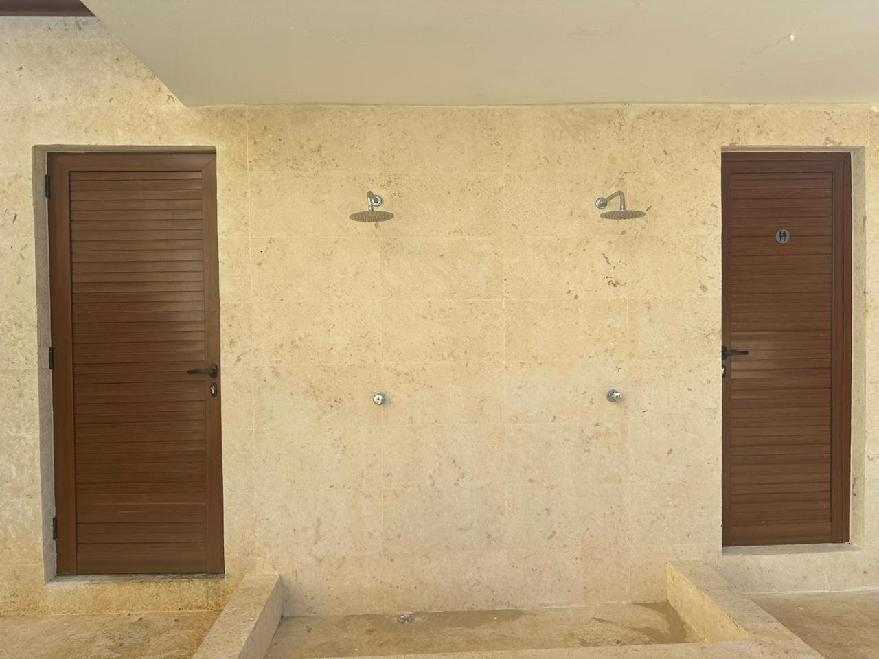 Luxury 2 Bedroom Apt, 1 Min Walk To Punta Popy Beach, Pool, Ac, Fast Wifi, In Terrenas Apartment Las Terrenas