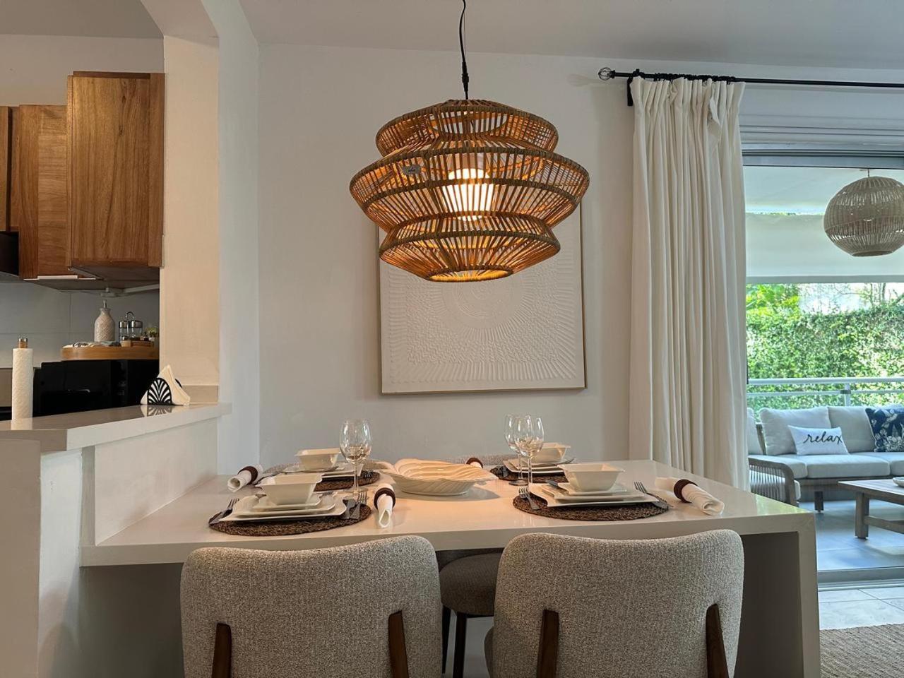 Apartment Luxury 2 Bedroom Apt, 1 Min Walk To Punta Popy Beach, Pool, Ac, Fast Wifi, In Terrenas Las Terrenas