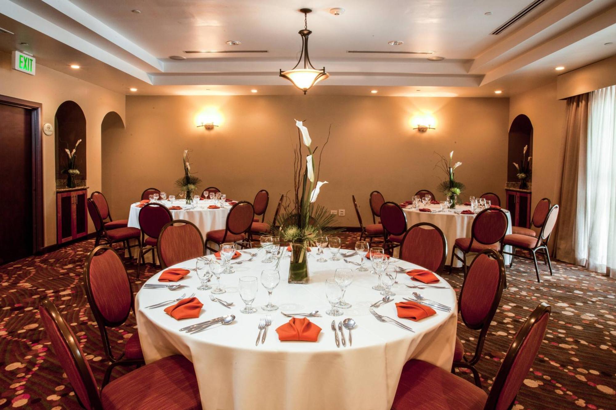 Hotel Courtyard By Marriott