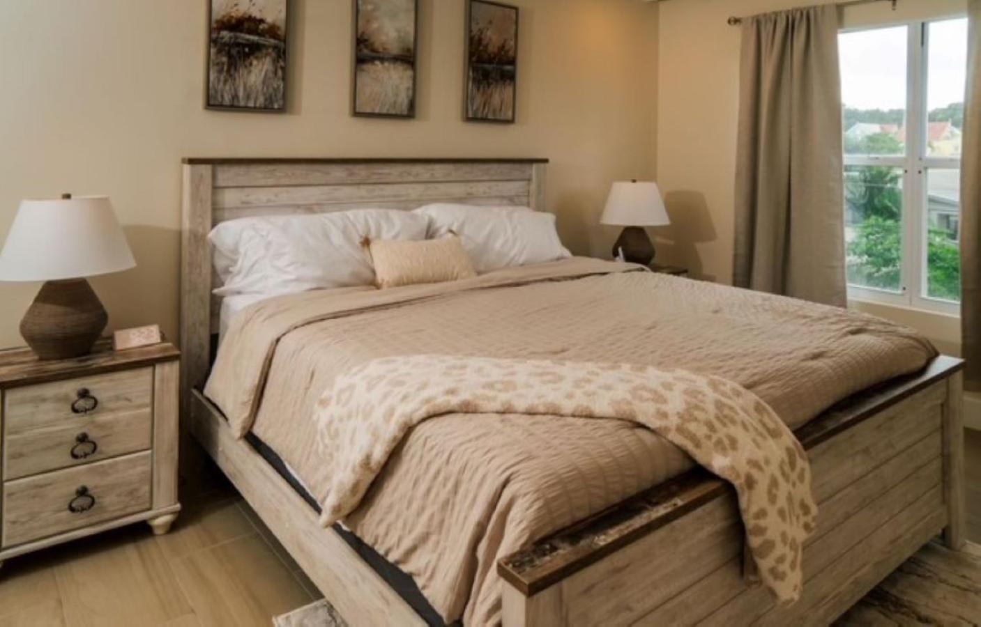 Lou Lou's Cozy Hideaway Saint Peter