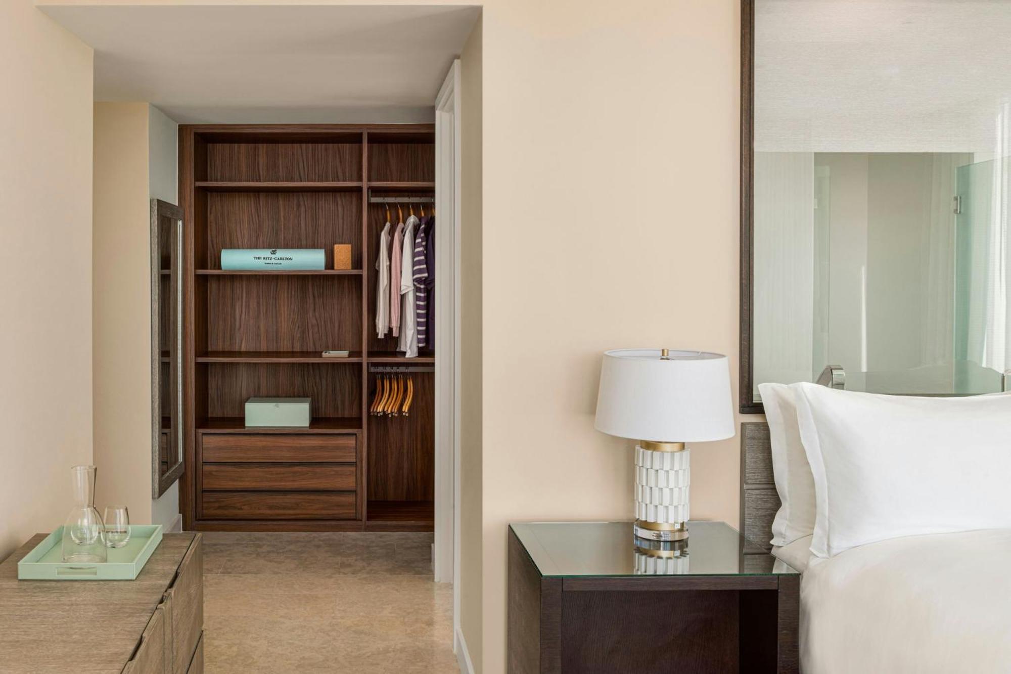 The Ritz-carlton Residences, Turks & Caicos 5*