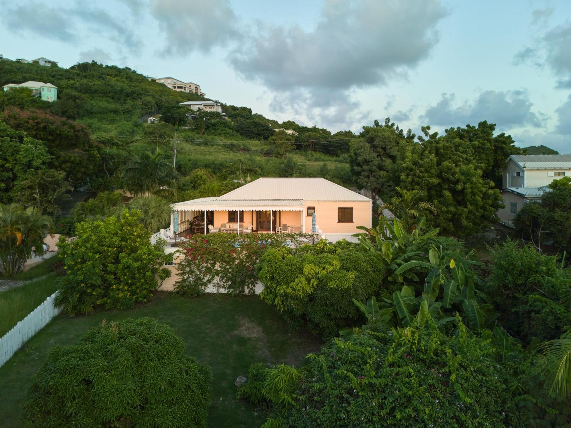 Rare 3 Bedroom Ocean View With Private Pool Dickenson Bay