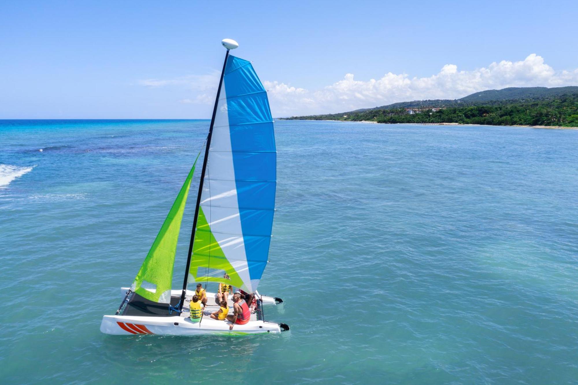 Resort Dreams Rose Hall & 4*