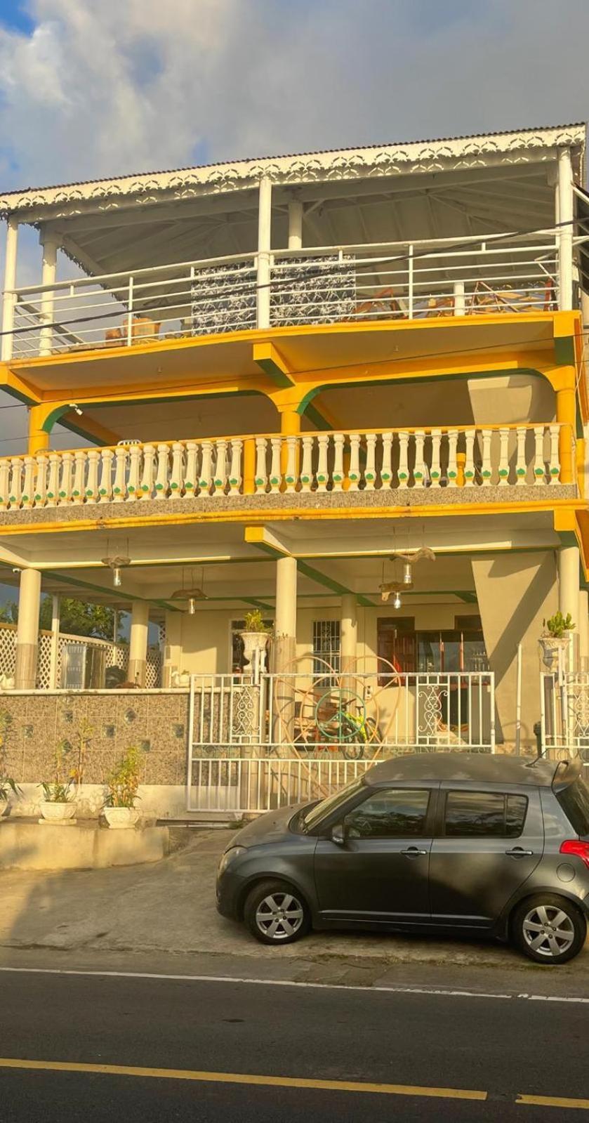 Valo's 360 Services Guest house Portsmouth