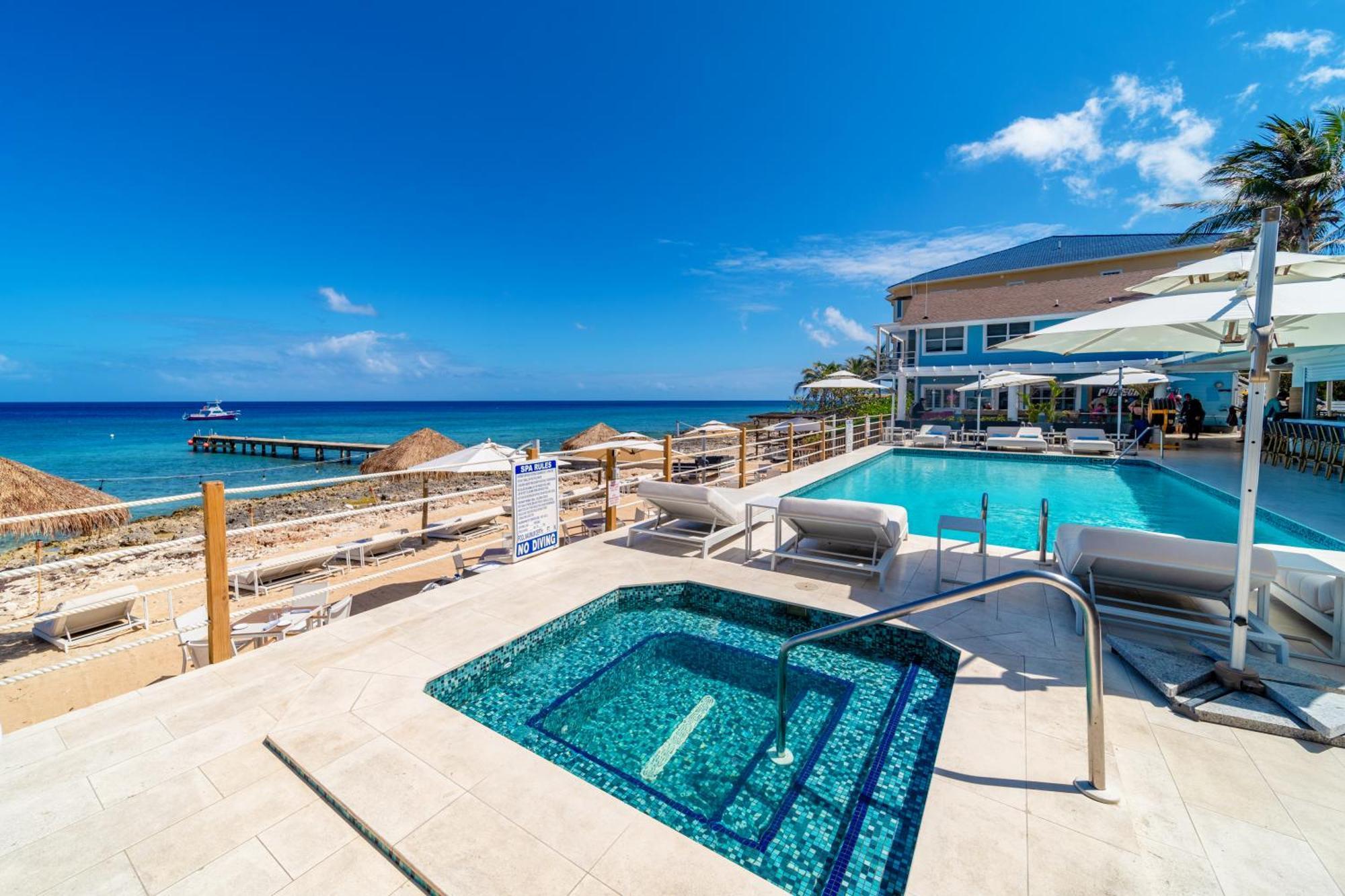 Cobalt Coast 3*