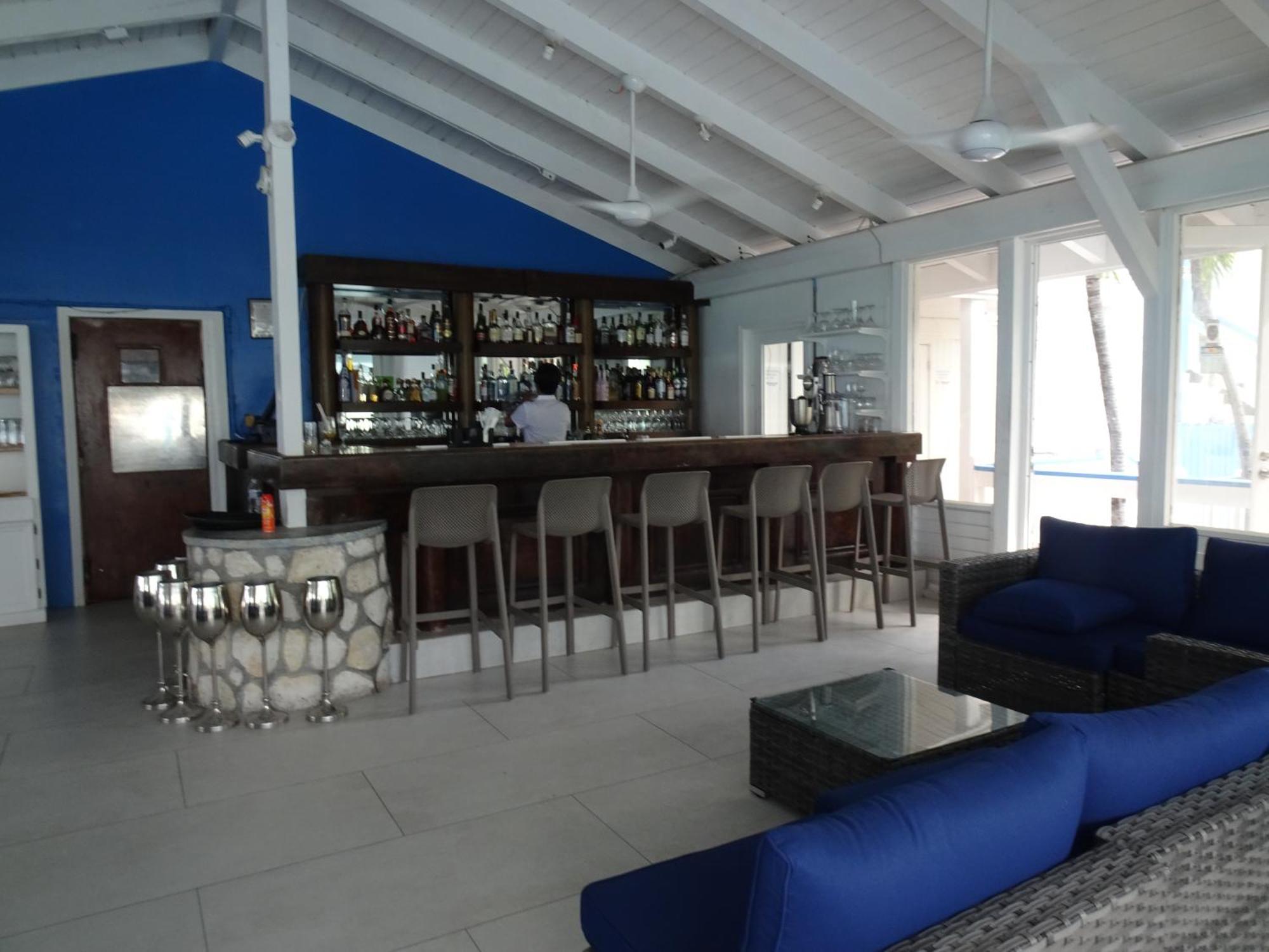 Sibonne Beach Hotel 3*