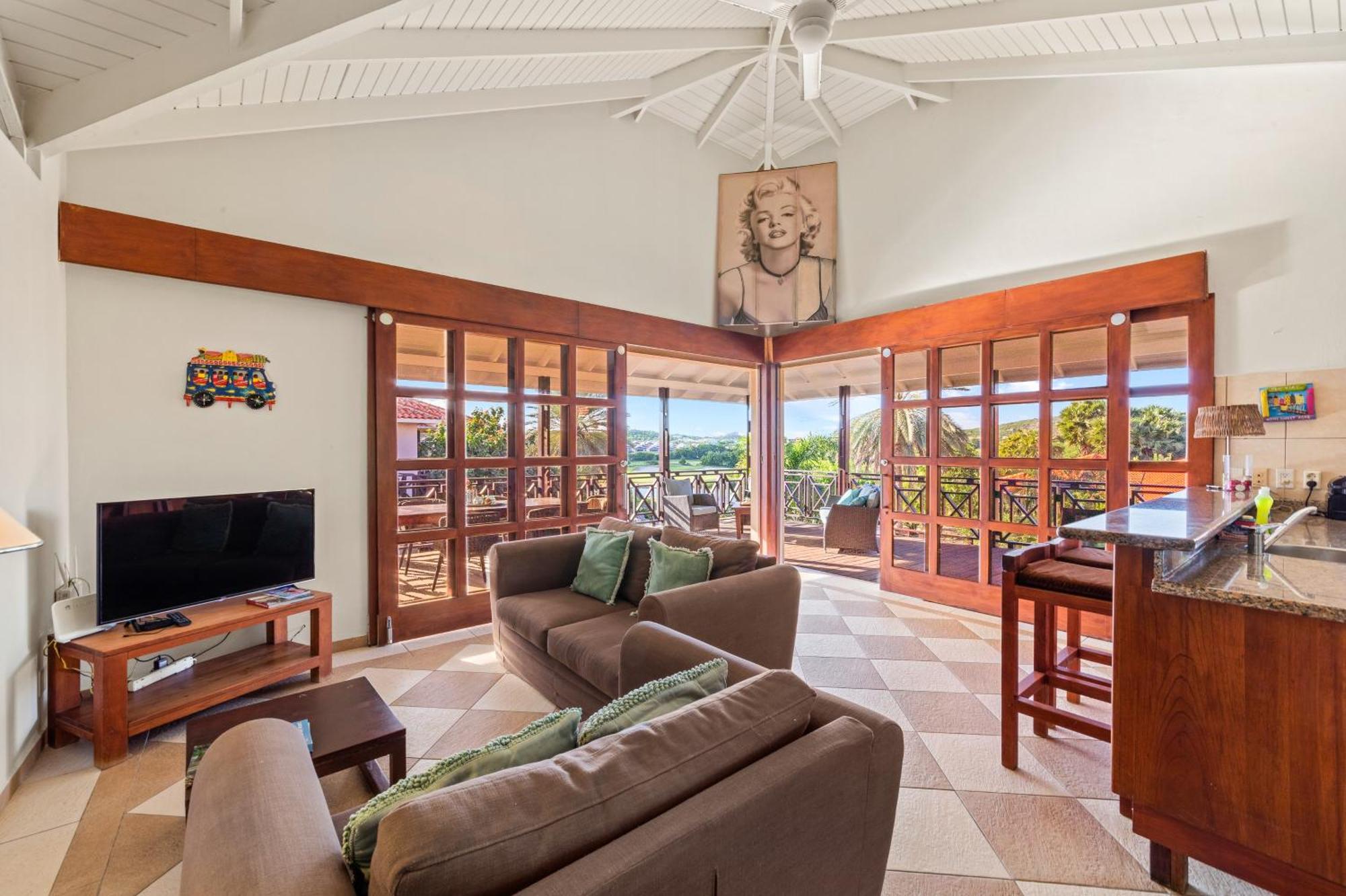 Villa's Blue Bay