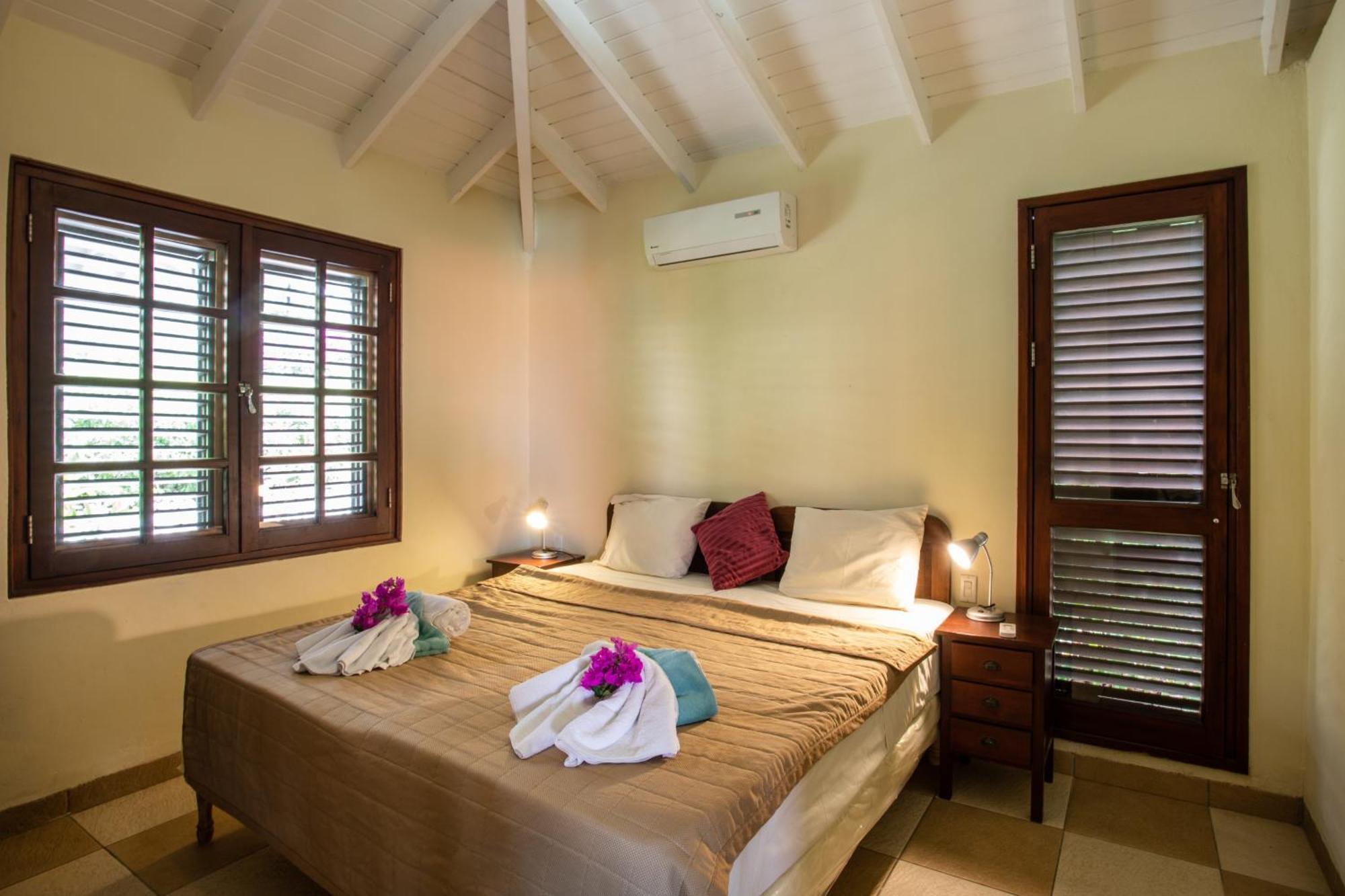 Villa's Blue Bay