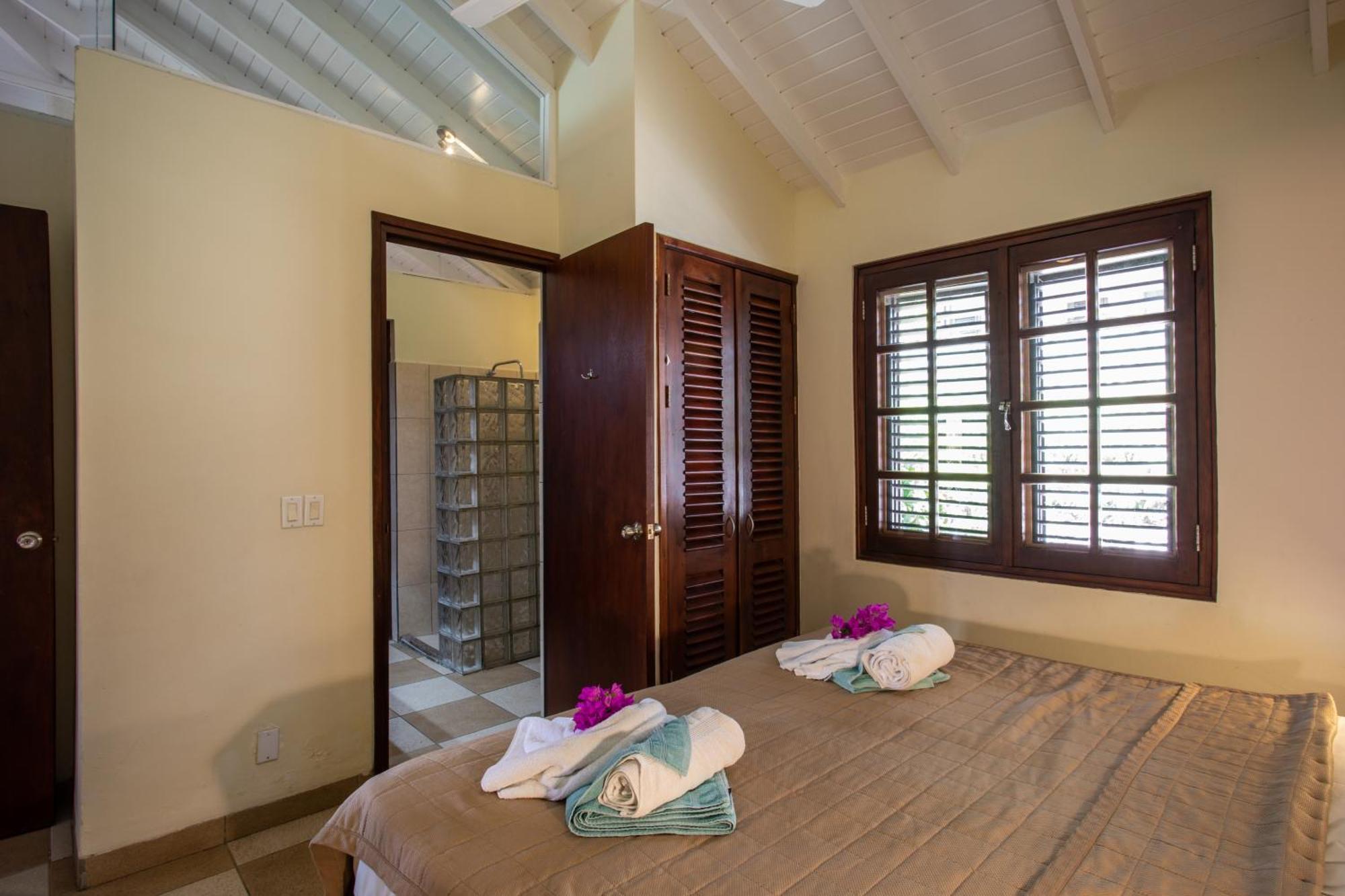 Villa's Villa