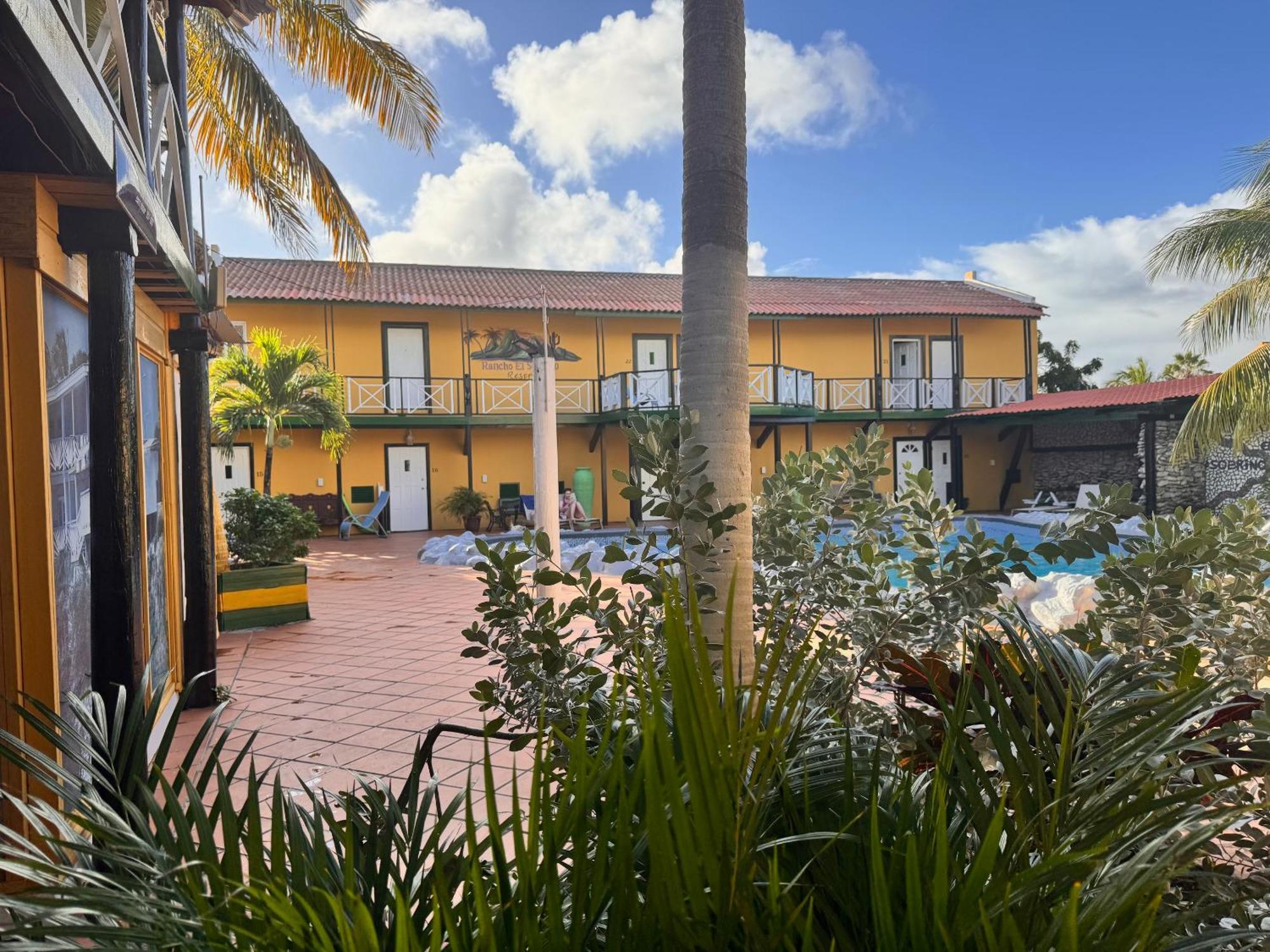 Rancho El Sobrino Hotel Westpunt