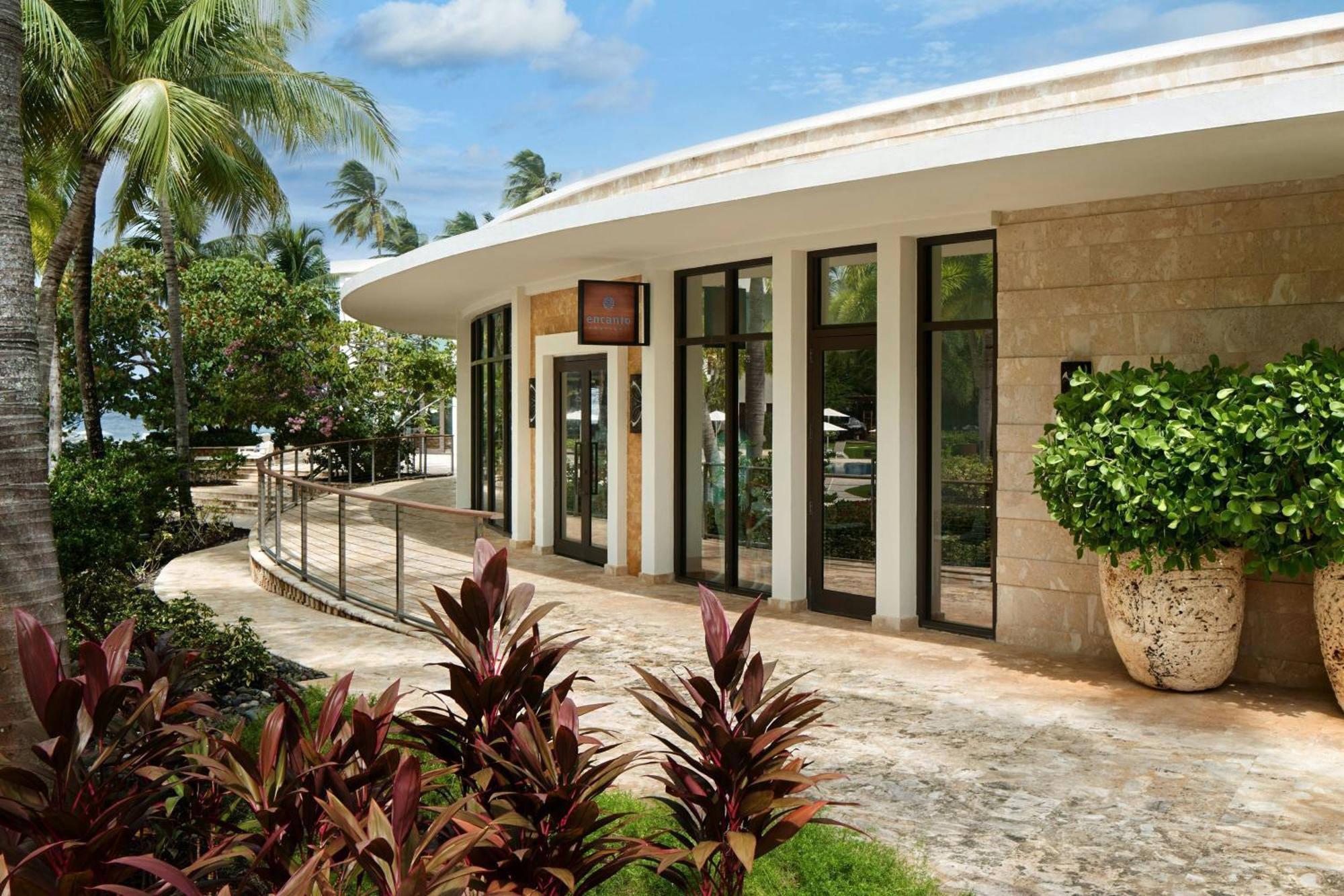 Beach, A Ritz-carlton Reserve 5*
