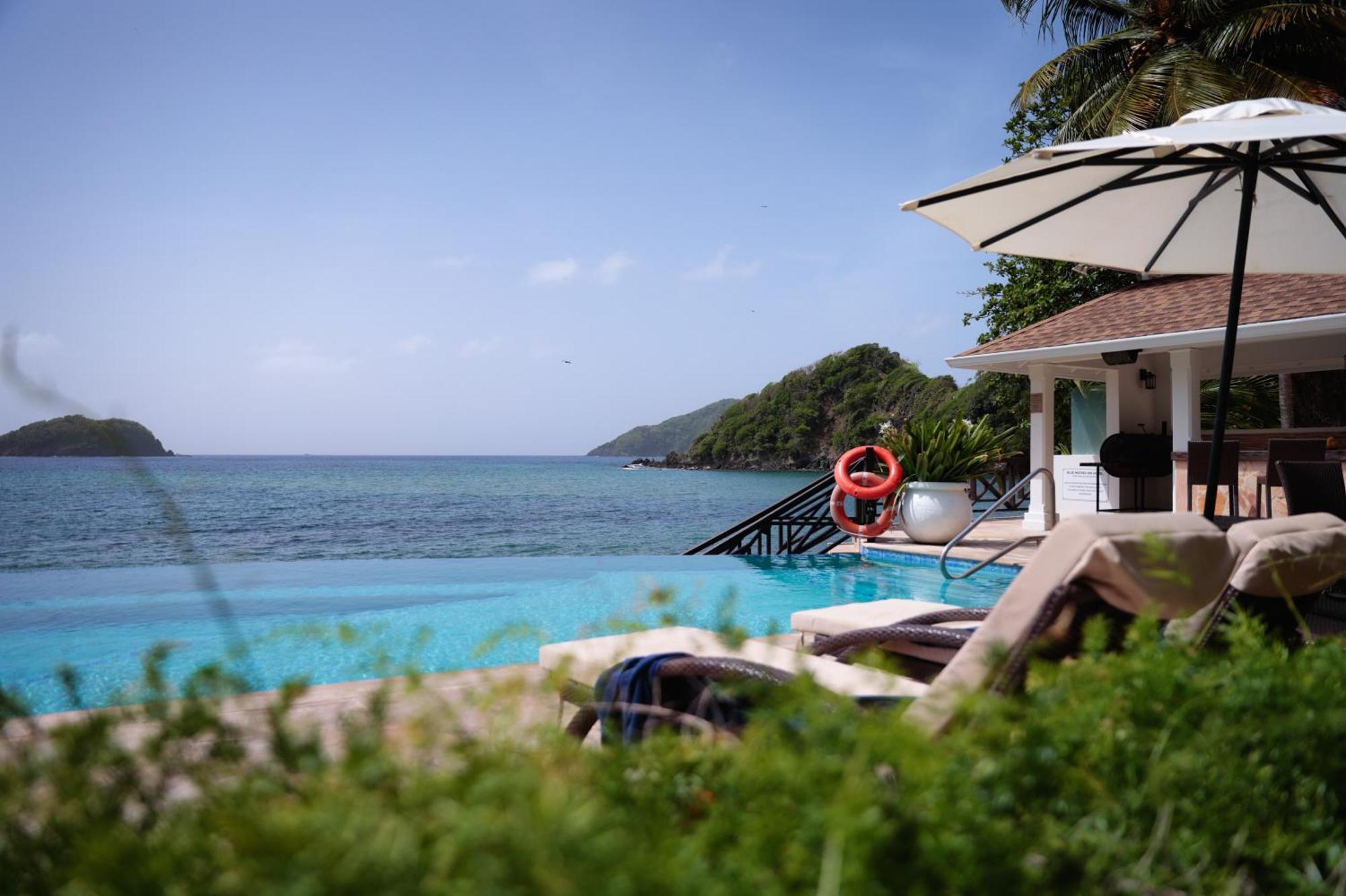 Blue Waters Hotel
