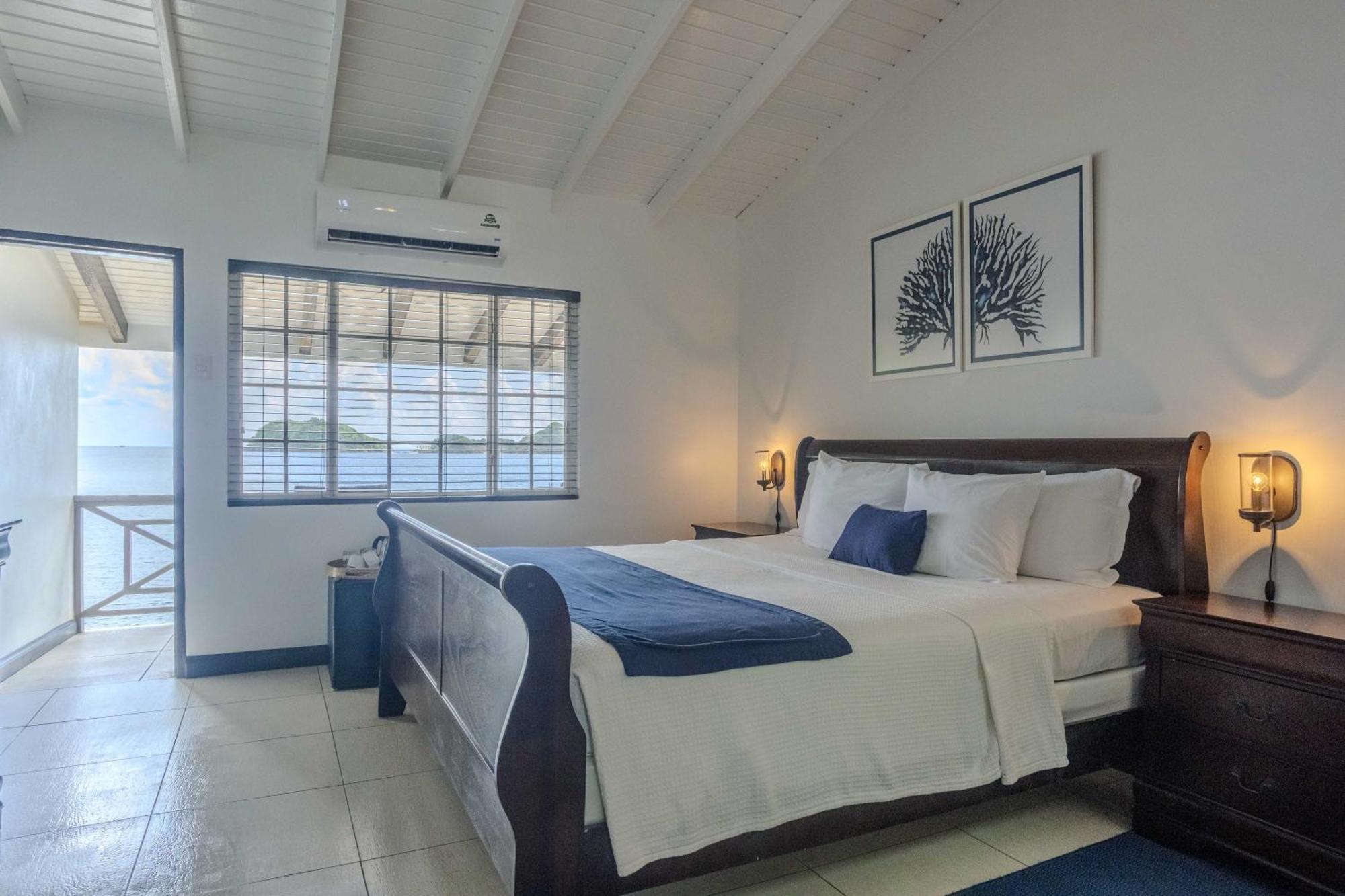 Blue Waters 4*
