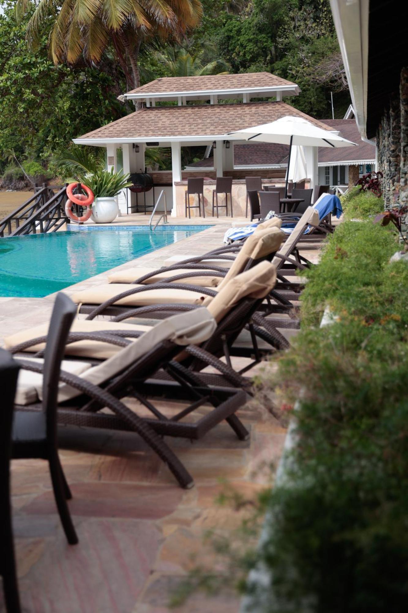 Blue Waters Hotel