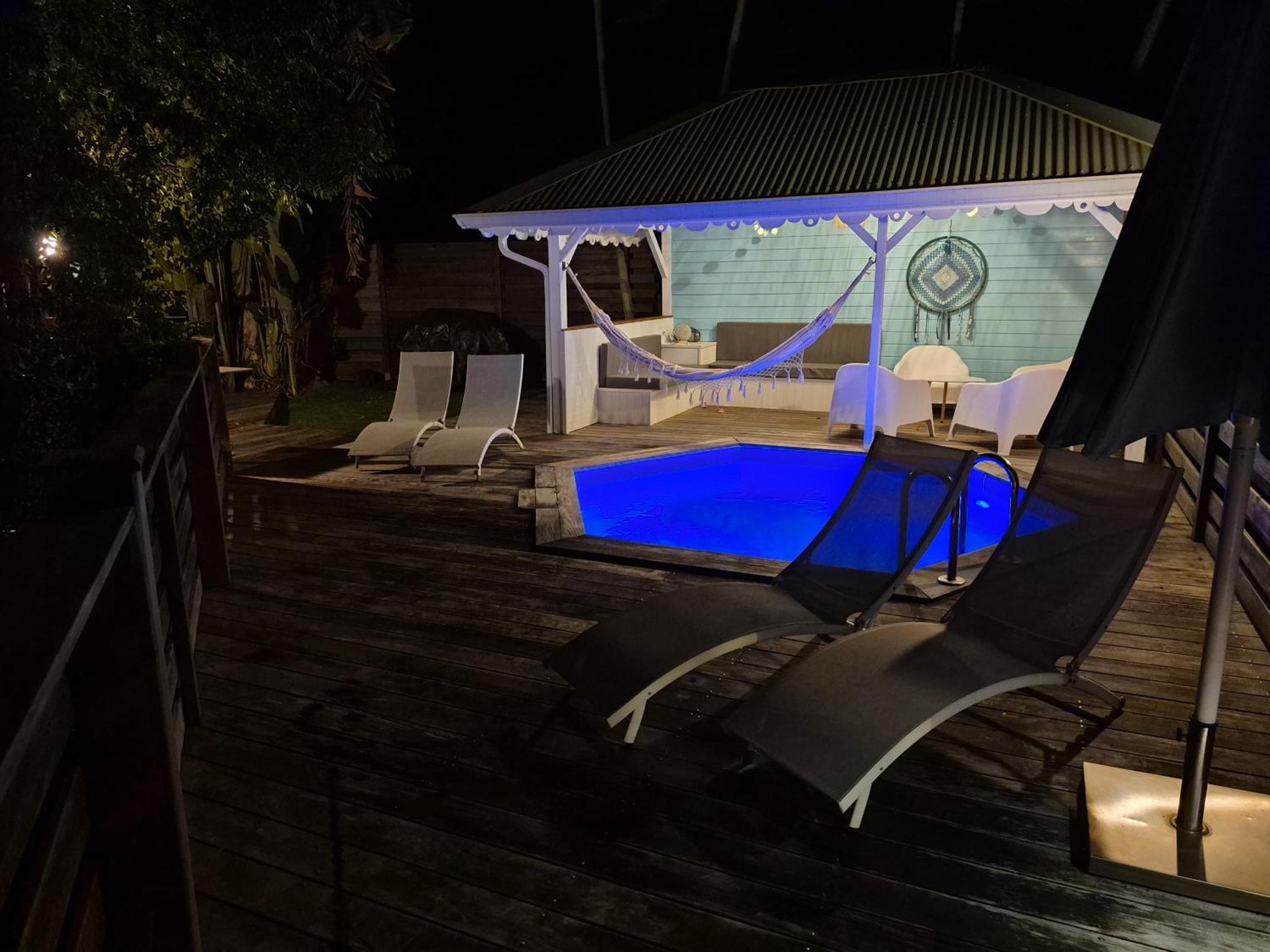 Cannelle, Piscine, Vue Villa