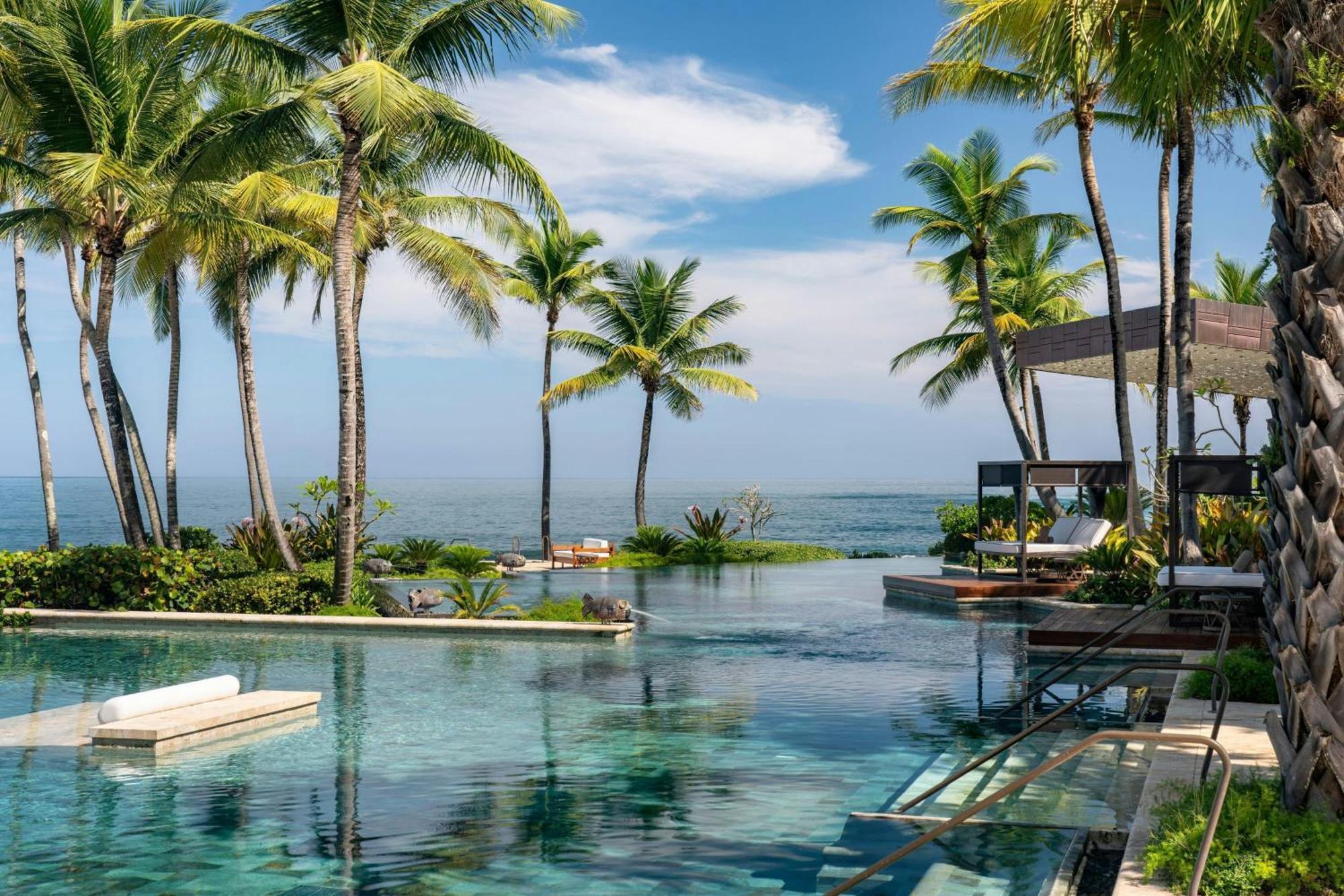 Resort Beach, A Ritz-carlton Reserve 5*