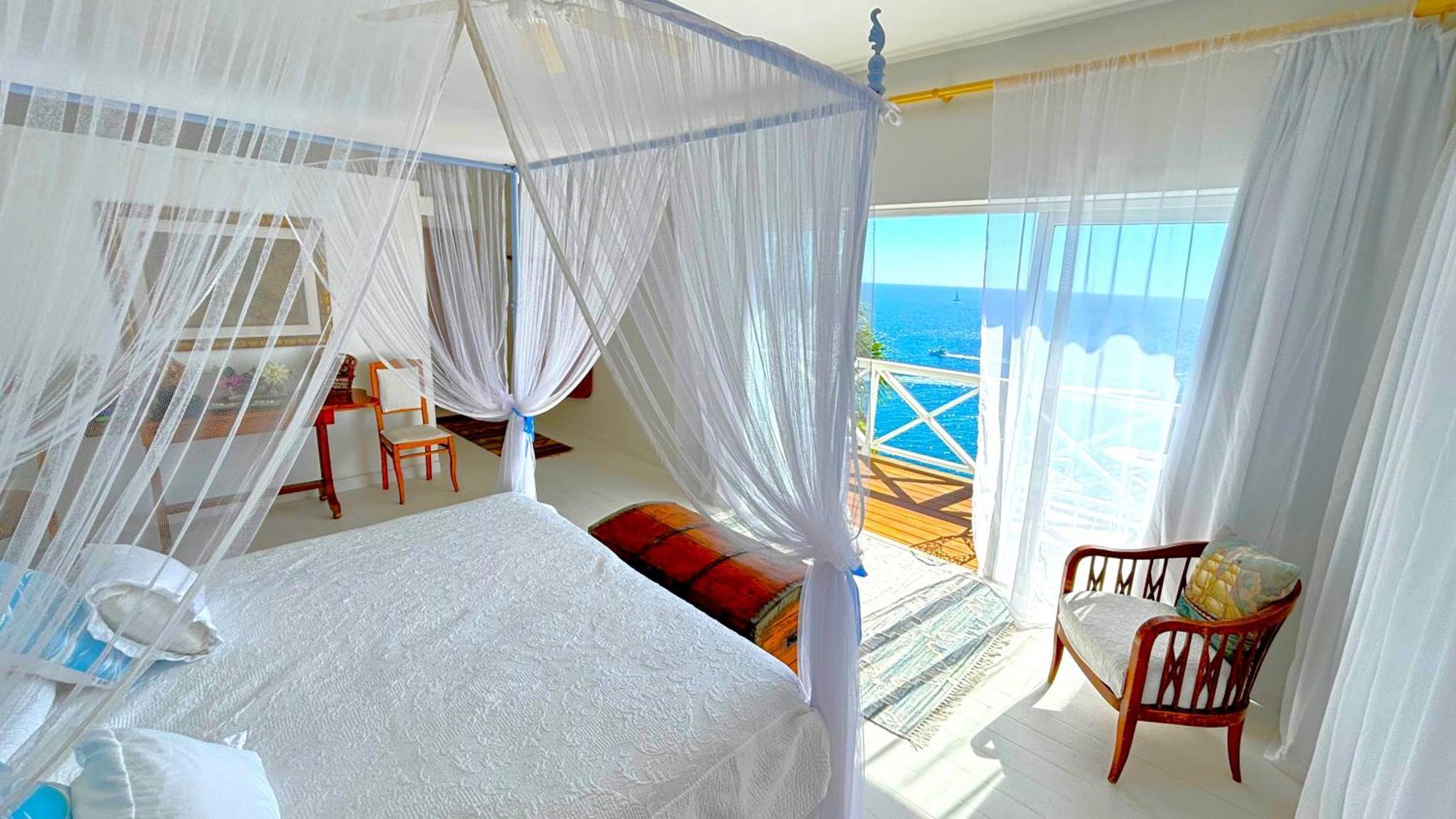 Dolcevita Cliff Private By Klabhouse - Adults Only Bed & Breakfast *
