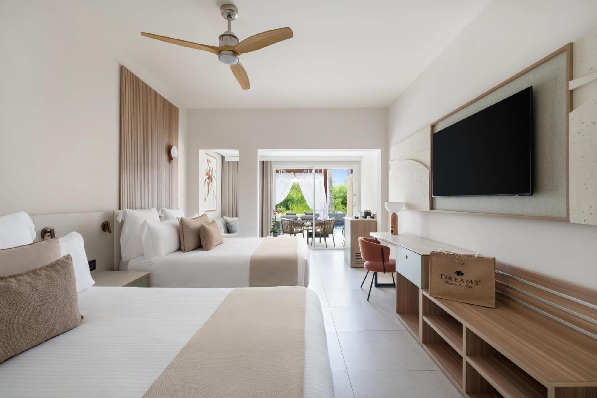 Resort Dreams Royal Beach (adults Only)