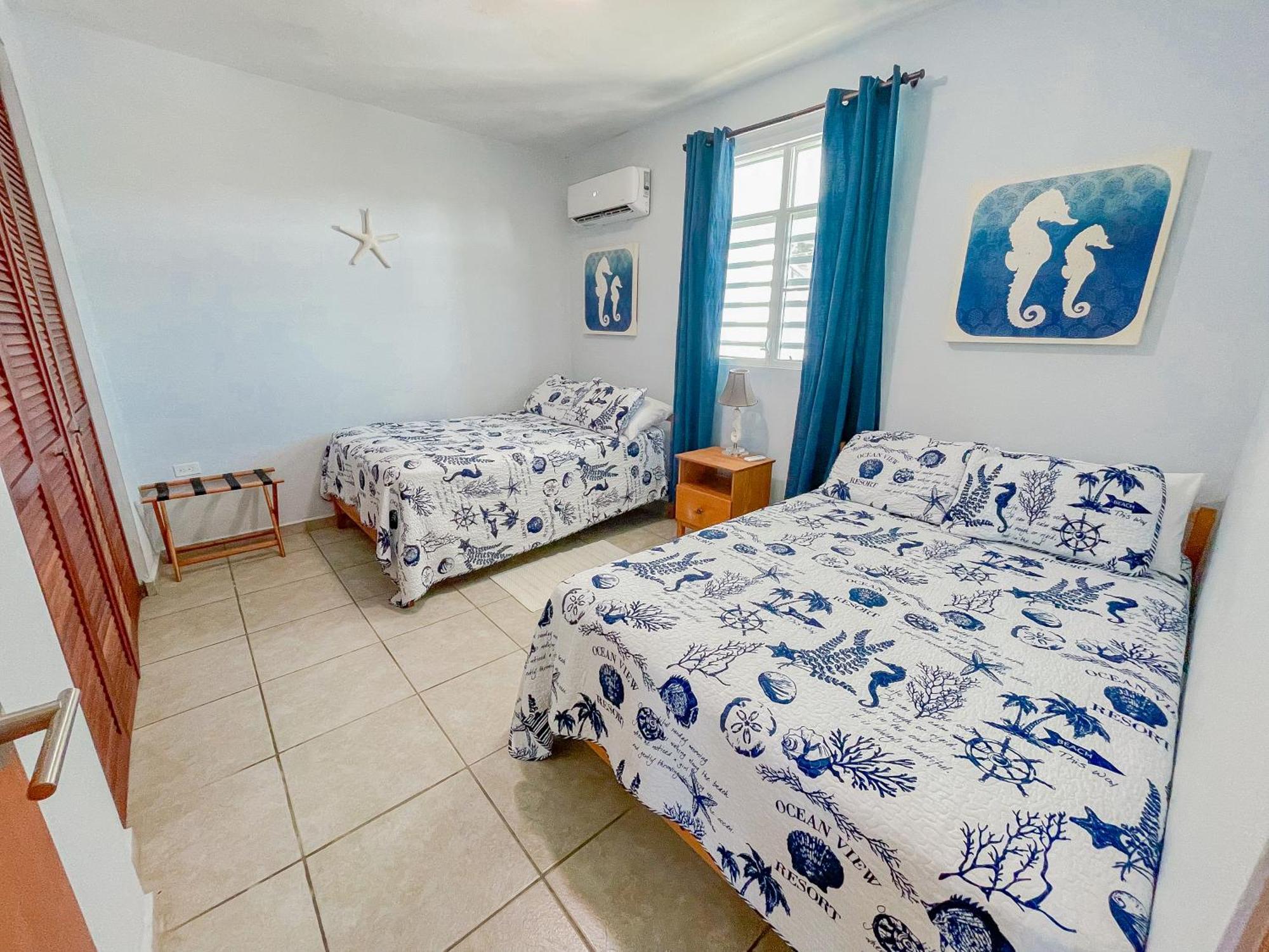 Island Charm Culebra & *