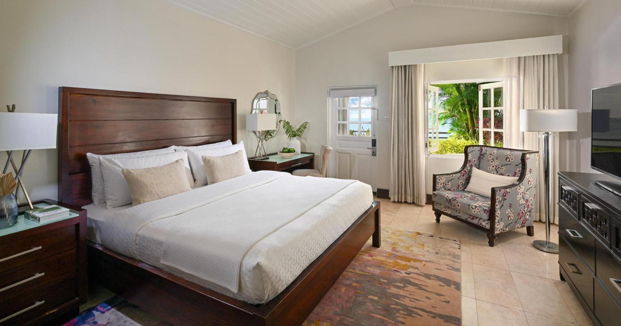 Sandals Halcyon - Couples Only (adults Only) Resort 5*