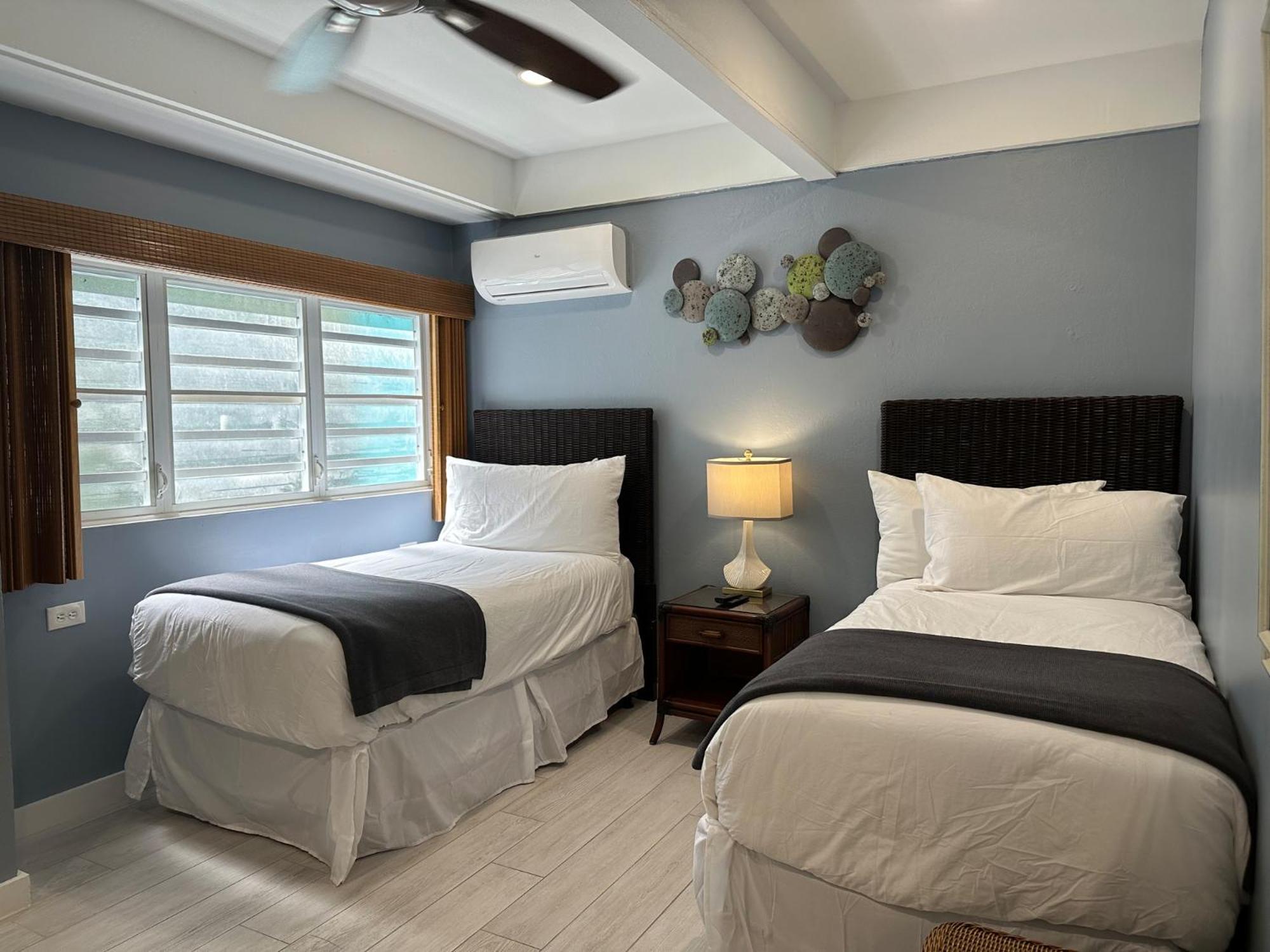 Hotel Secret Harbour Beach 4*