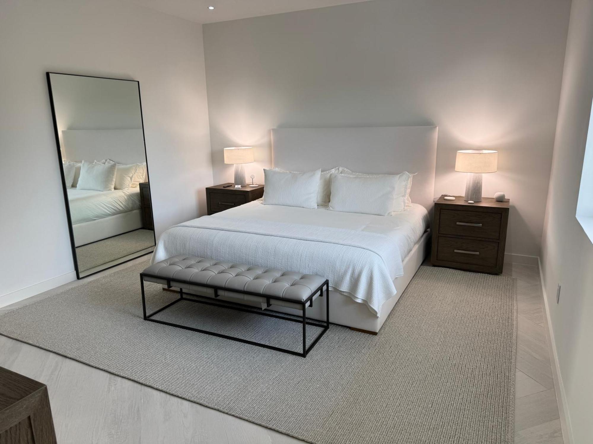 New Luxury Waterfront Condo, Palm Cay, The Bahamas Apartamento *