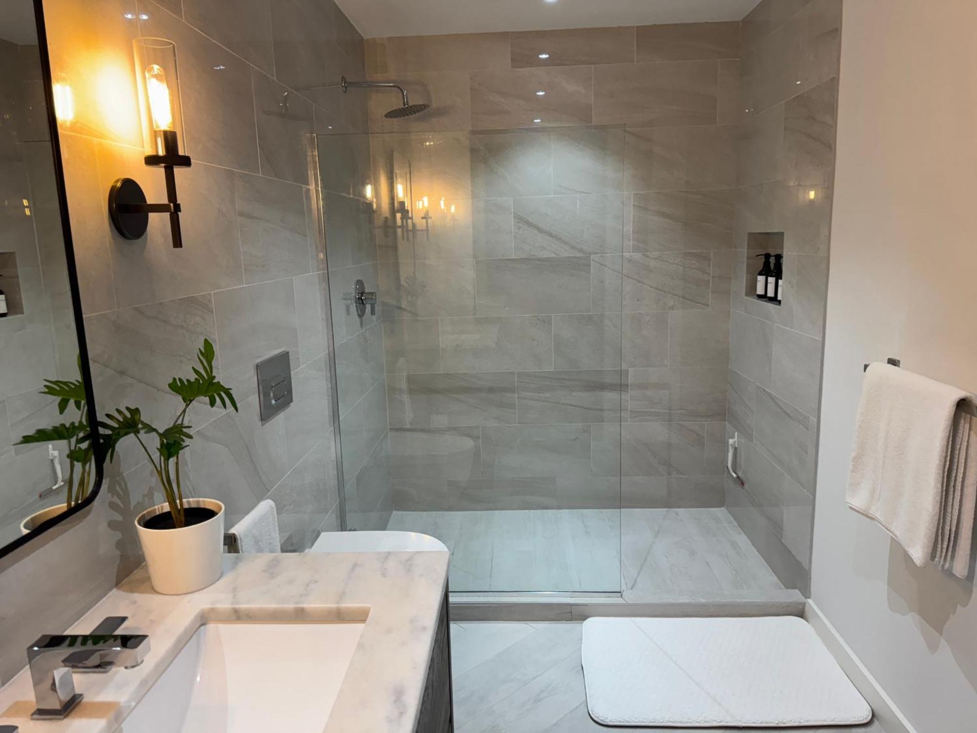 Apartamento New Luxury Waterfront Condo, Palm Cay, The Bahamas *
