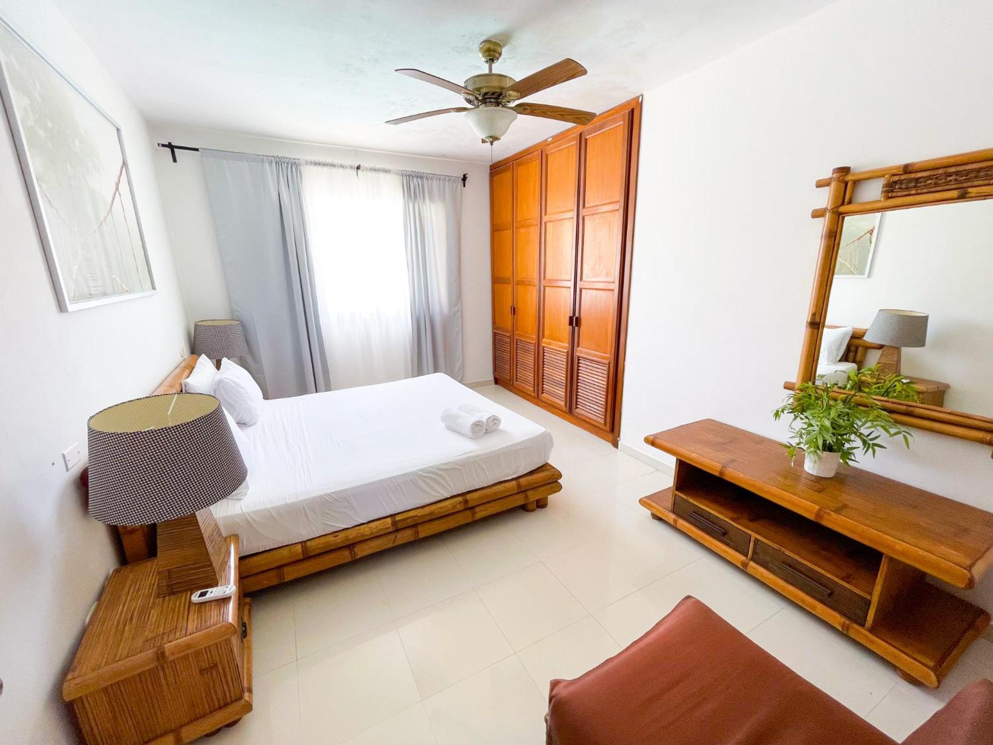 Oceanfront & Garden Vieww Wifi Bbq Parking Corales Club &