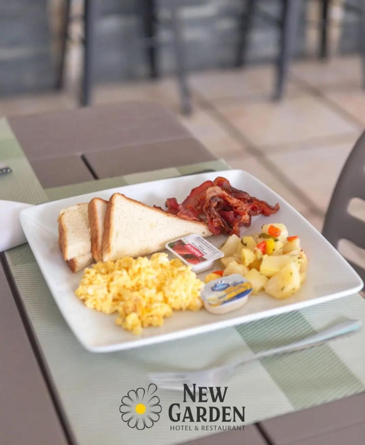New Garden Hotel 4*