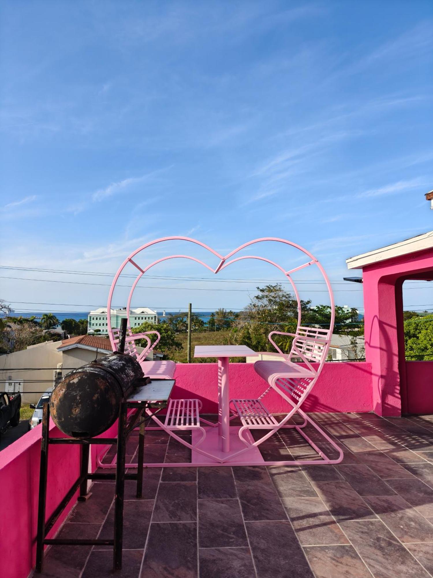 Albergue Da Pink And White Palace *