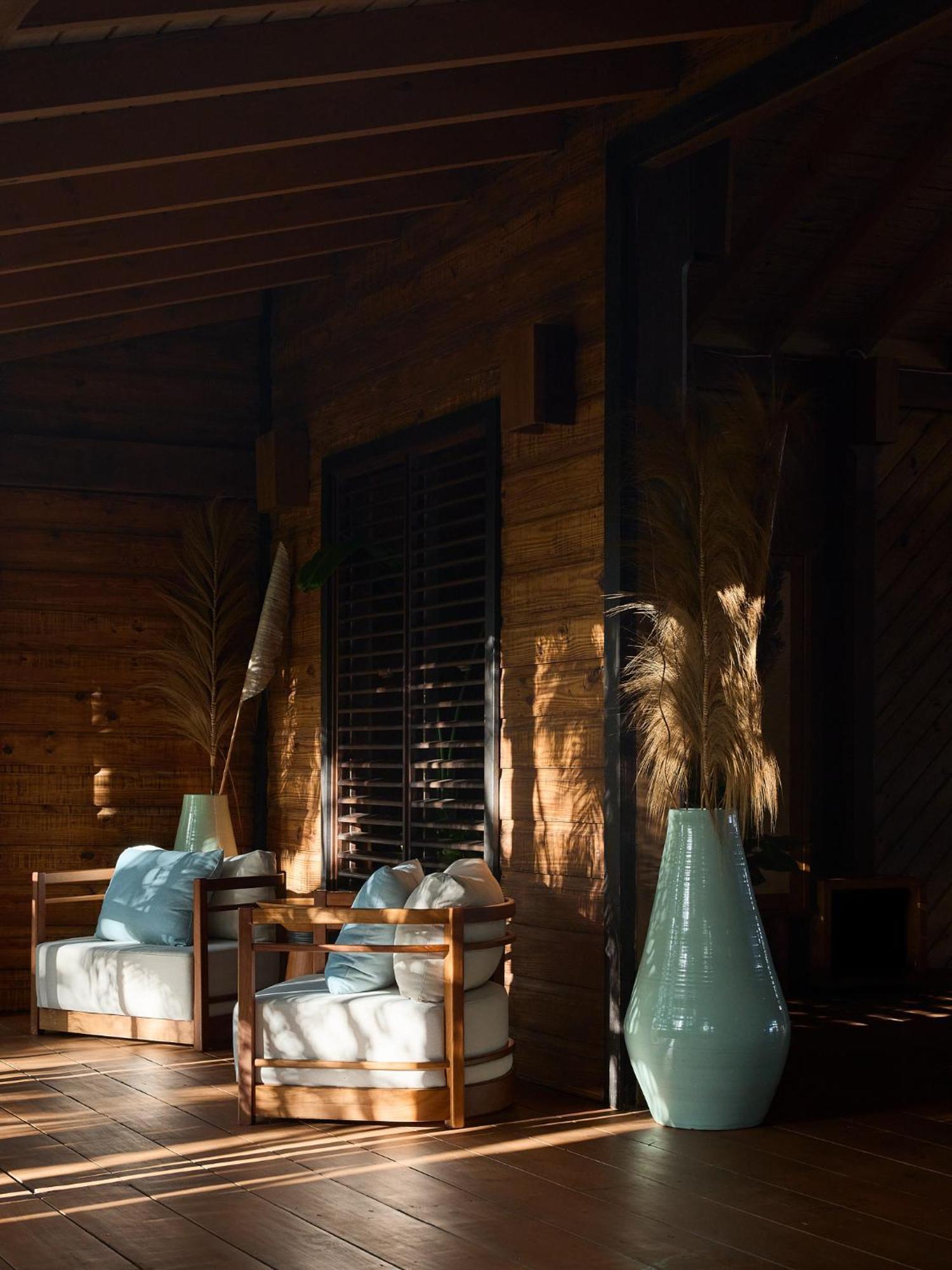 Hermitage Bay 5*