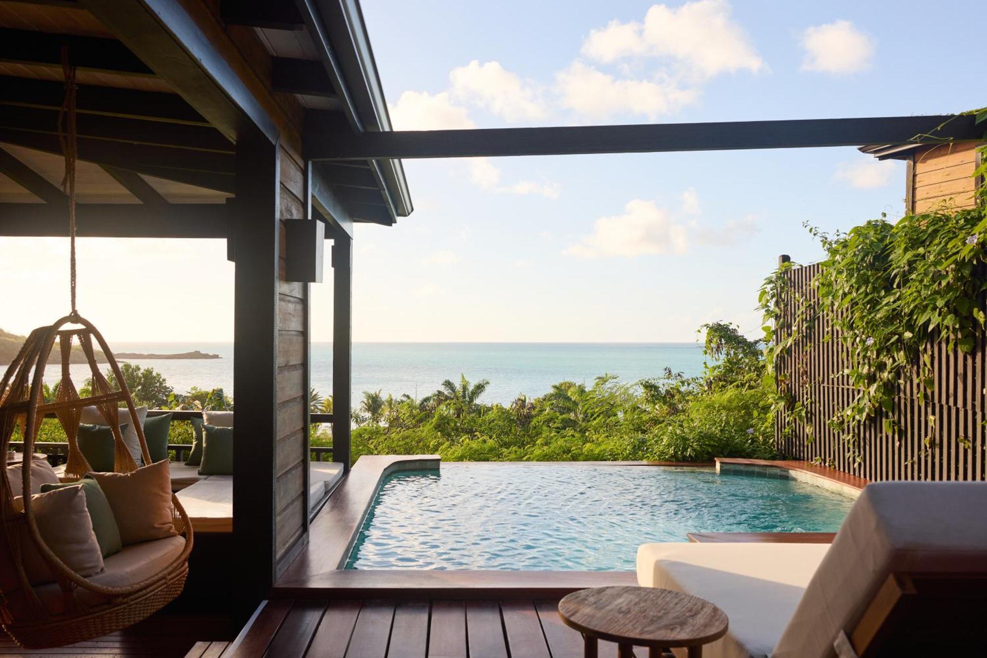 Hermitage Bay Resort 5*