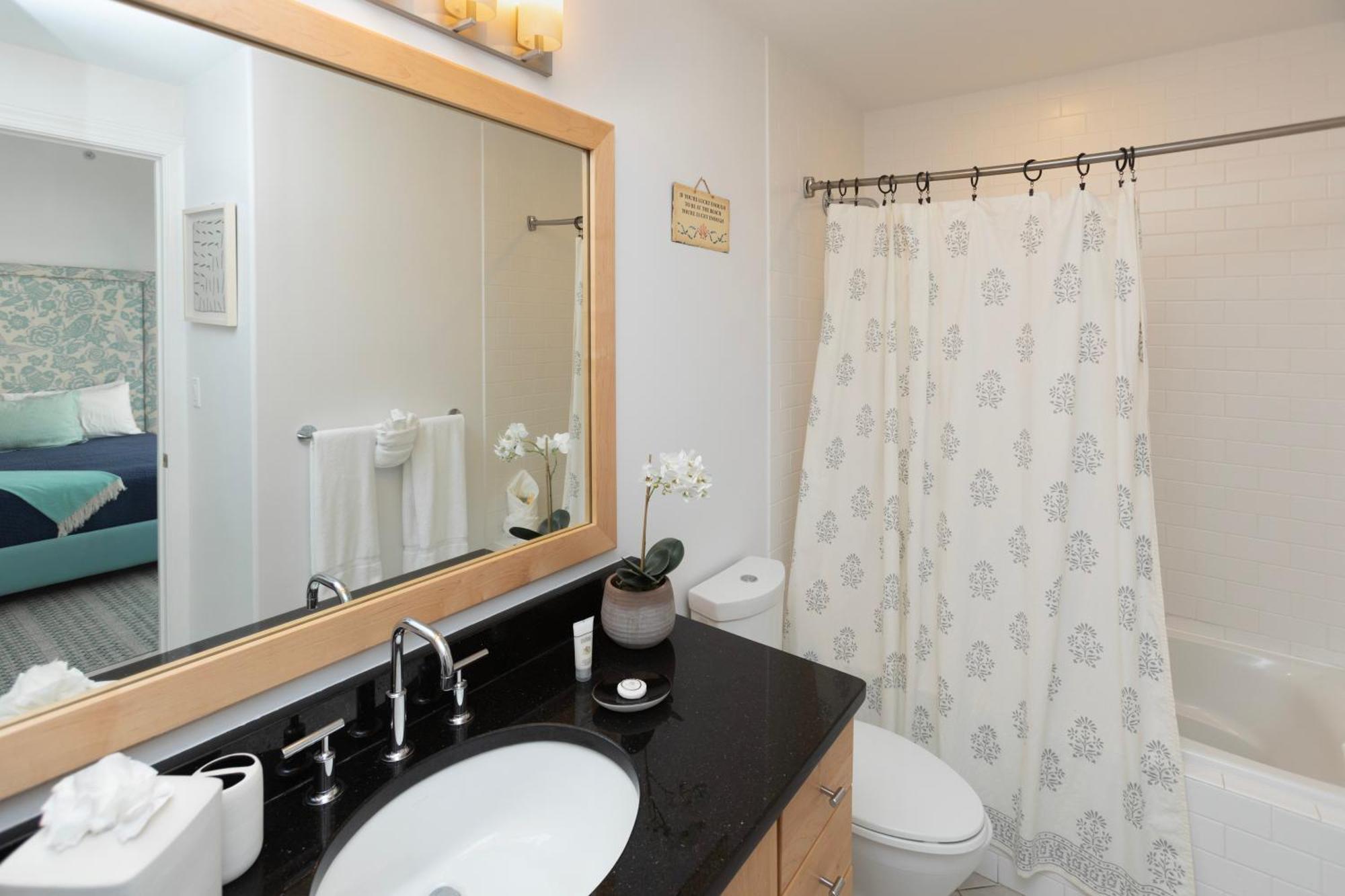 Apartment South Bay Club 17- 2 Bedroom 2 Bathroom Unit *