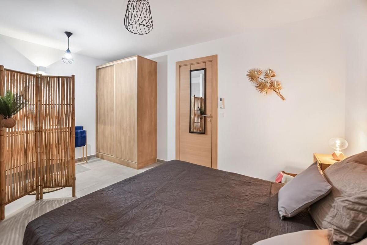 Nouveau Sur Les Hauts De La Baieorientale, 4p Apartment *