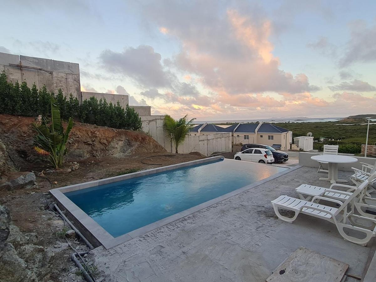 Nouveau Sur Les Hauts De La Baieorientale, 4p Apartment Orient Bay