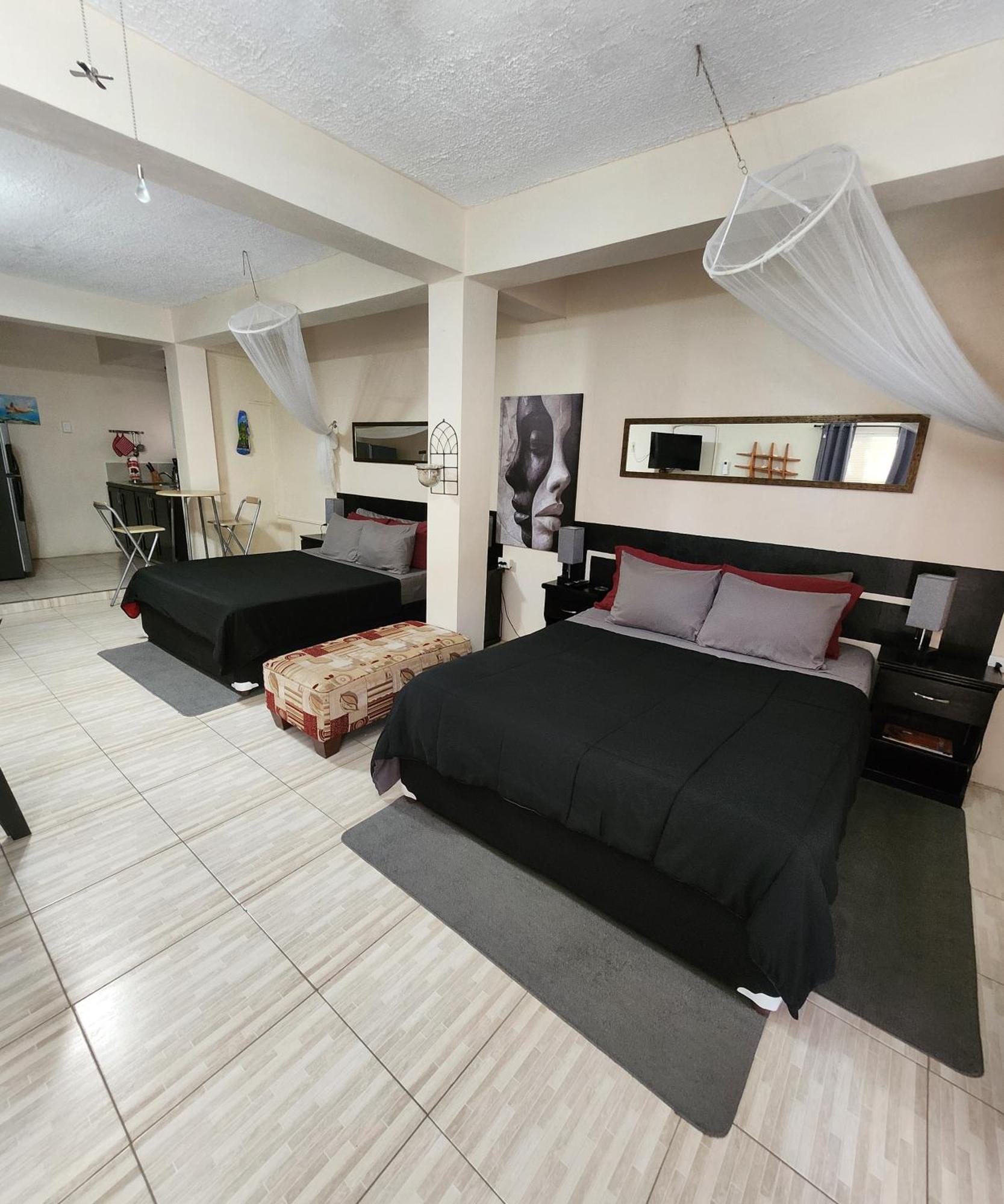 Carolina Point Aparthotel