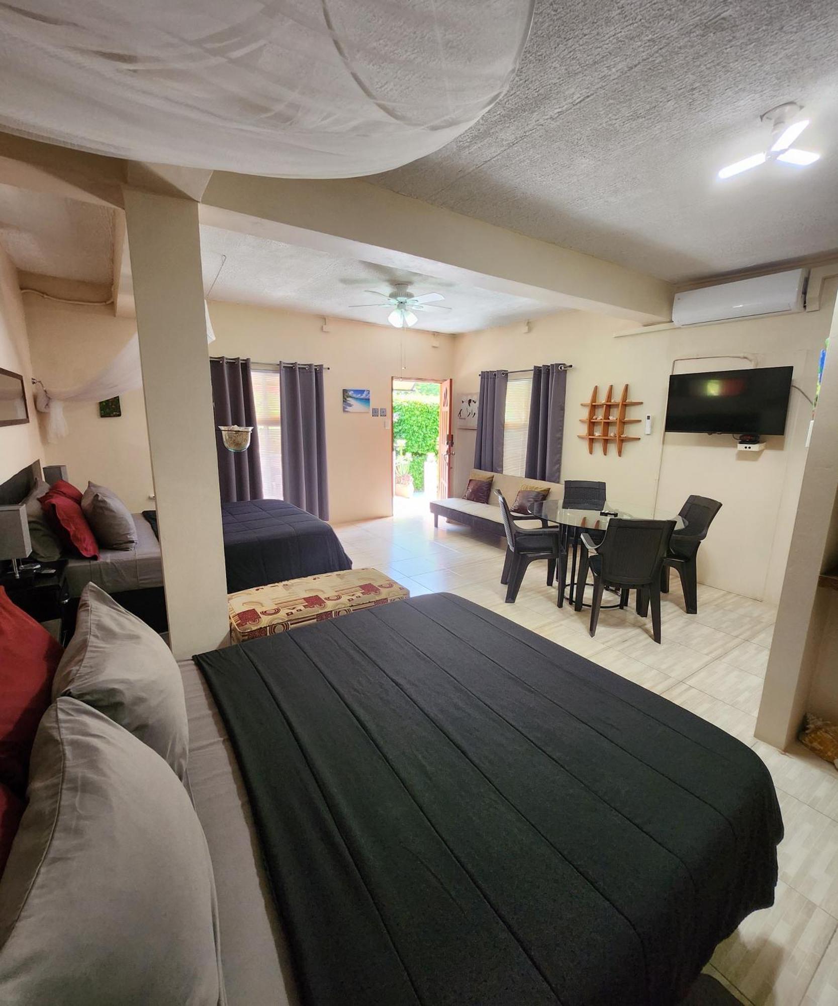 Carolina Point Aparthotel Crown Point