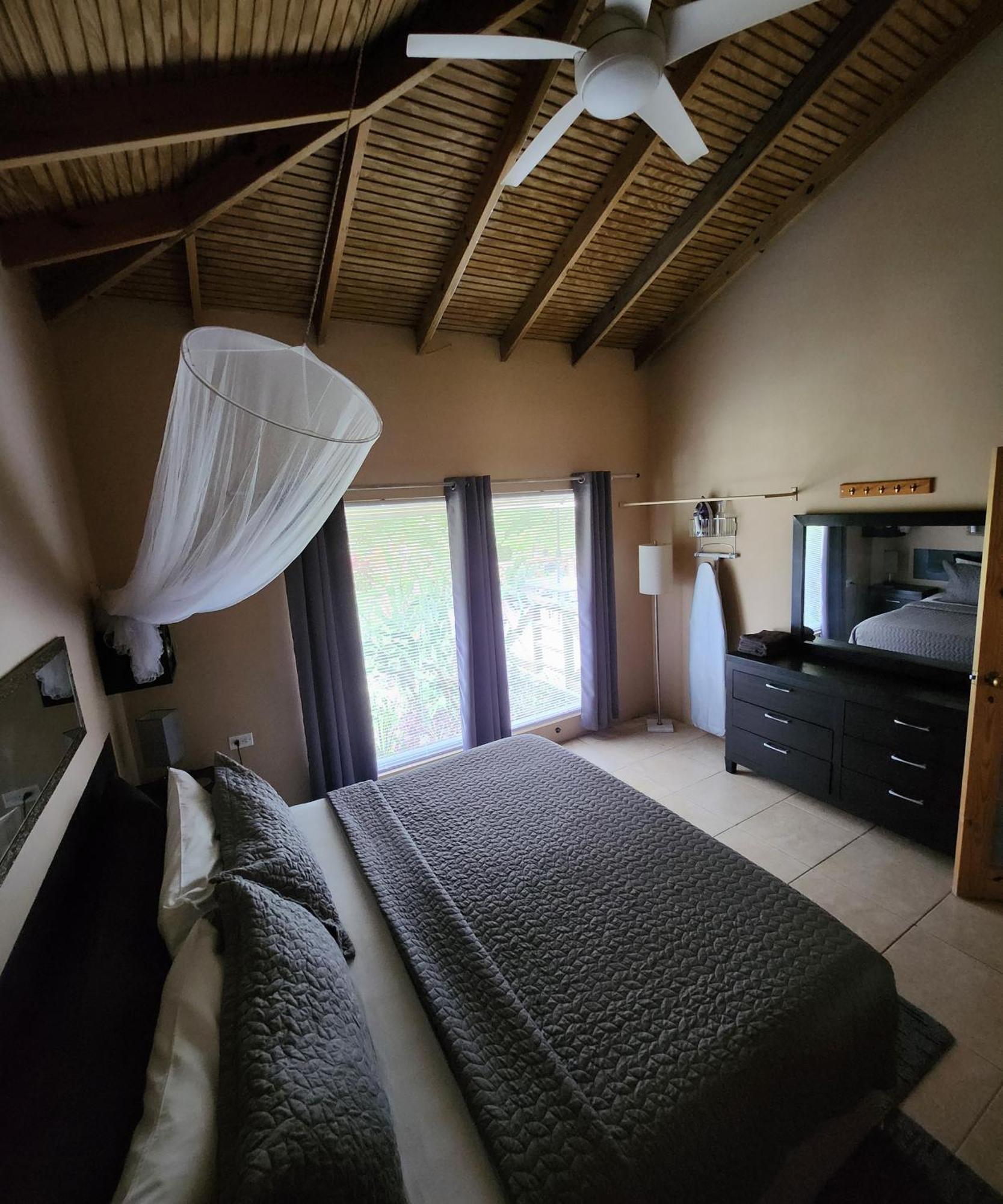 Carolina Point Aparthotel