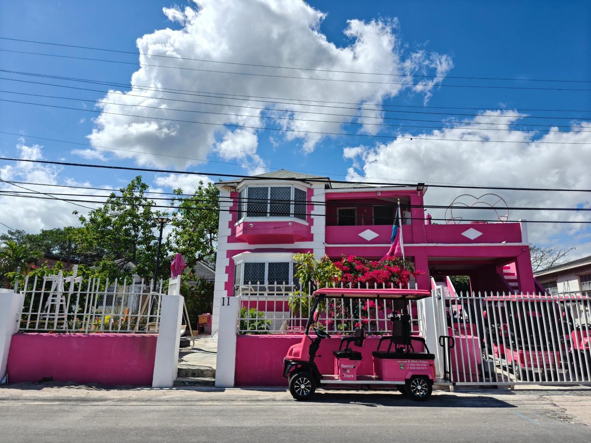 Da Pink And White Palace