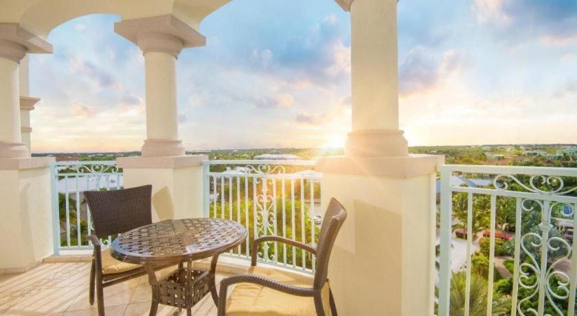 Resort Seven Stars & Grace Bay