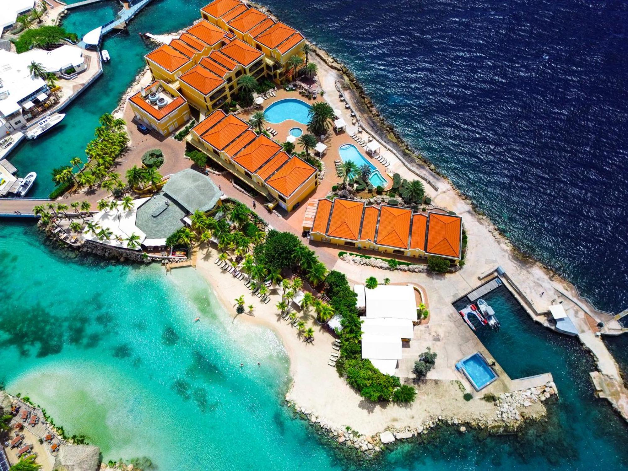 The Royal Sea Aquarium Resort Willemstad