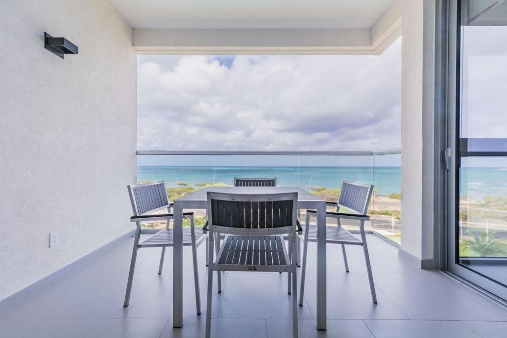 Azure Residences Apartment *
