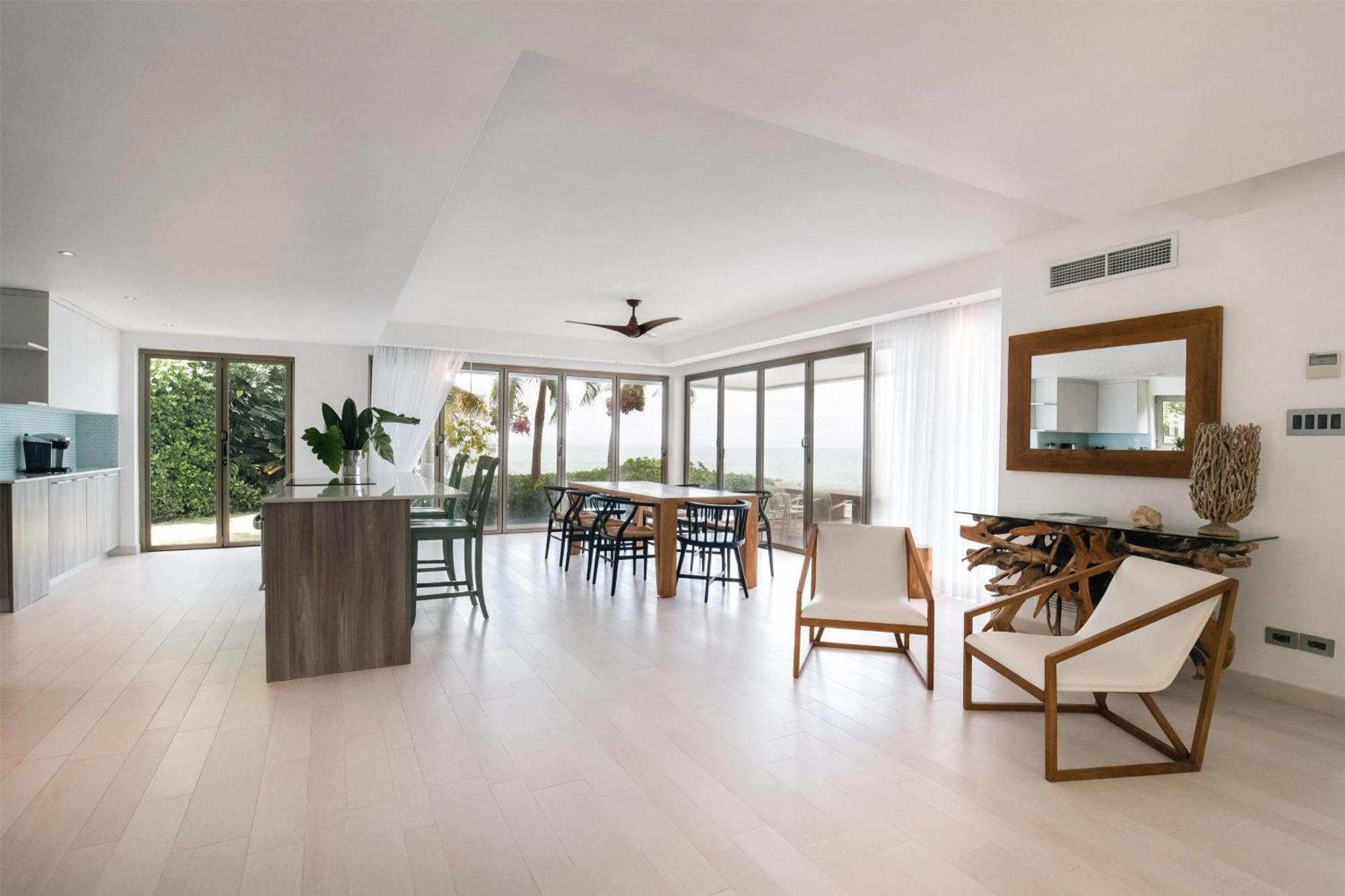 Hodges Bay & Spa, An Hq Luxury & Residences 4* St. John's