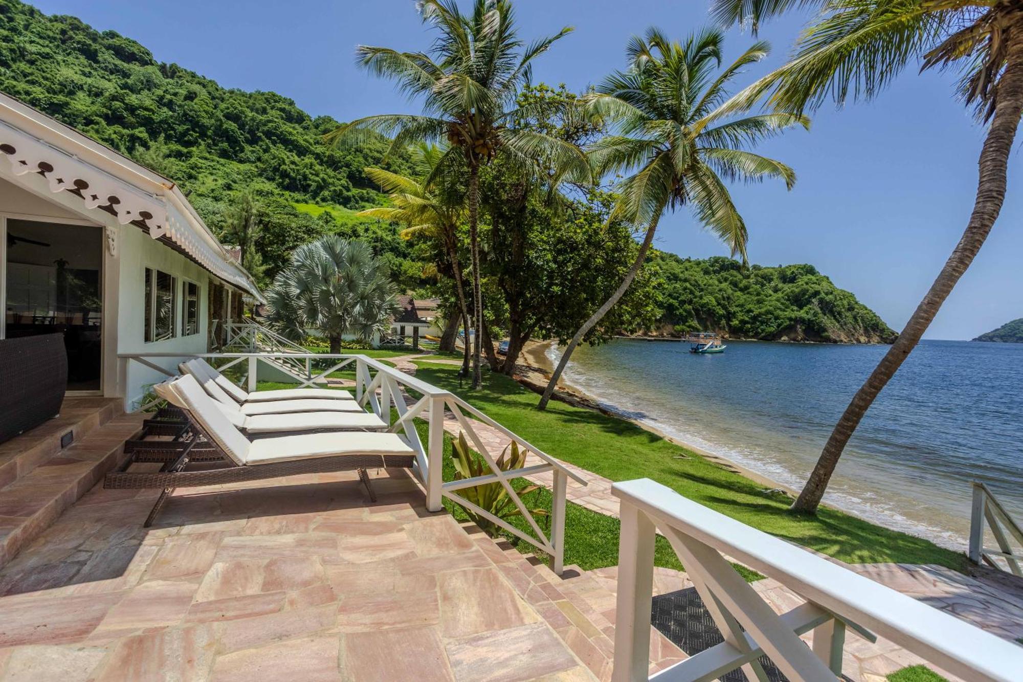 Blue Waters 4*
