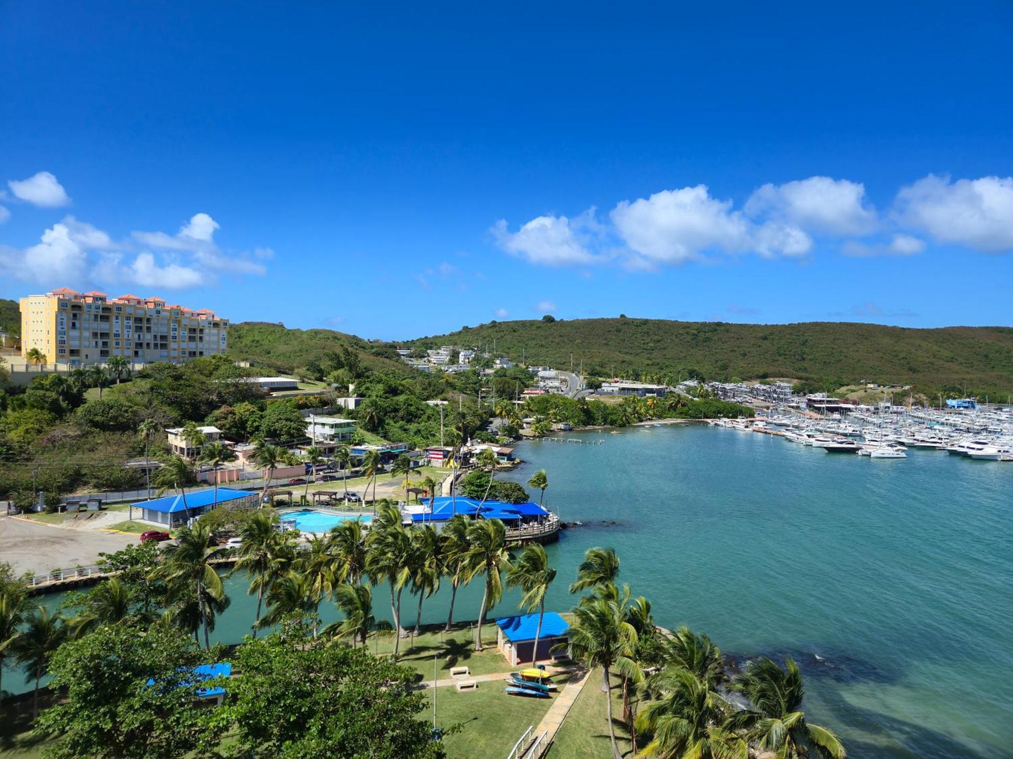 Apartment Spacious Waterfront Apartment, Great Views & More! Fajardo