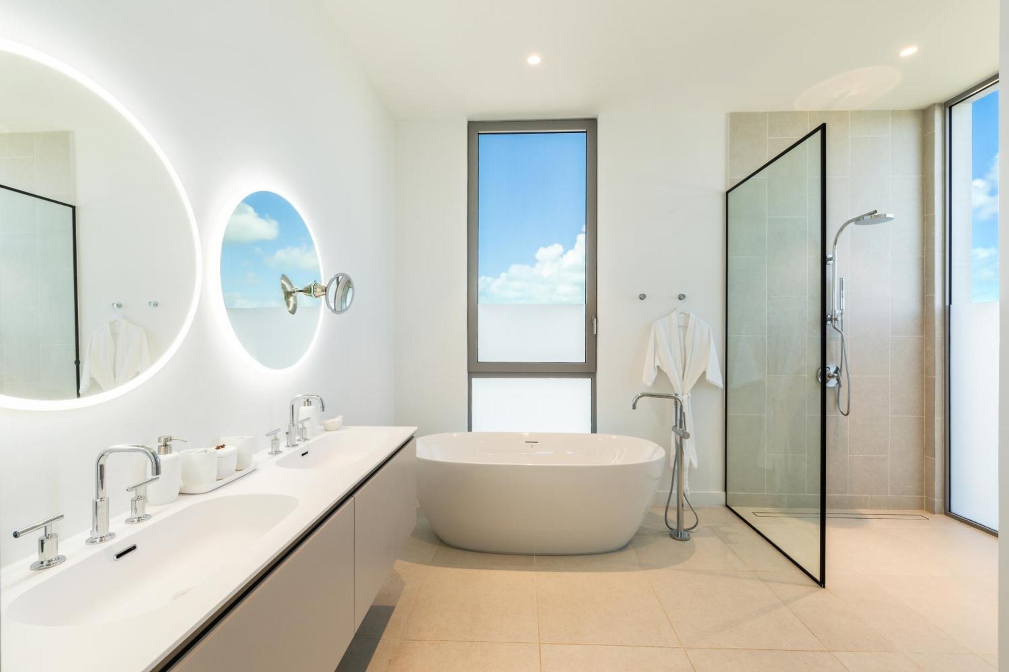 South Bank 5* Long Bay