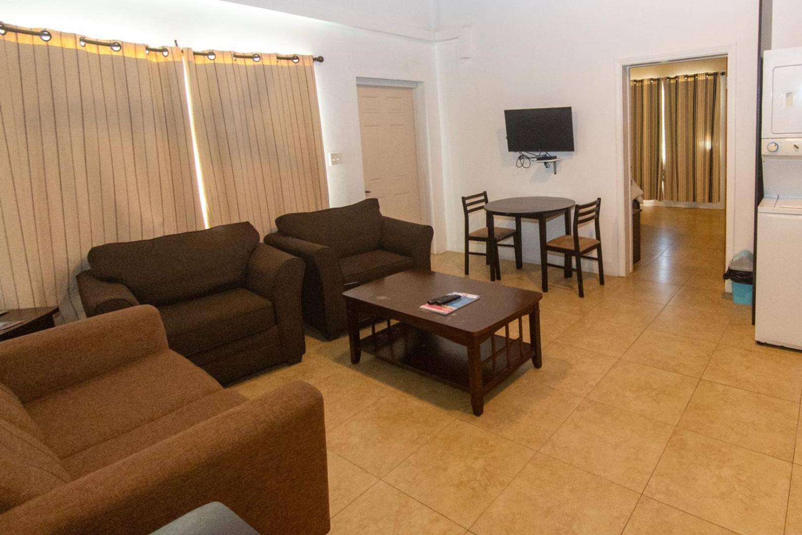 Lord Nelson & Residences Hotel St. John's